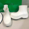 BOTTEGA VENETA PUDDLE ANKLE BOOT IN WHITE RUBBER