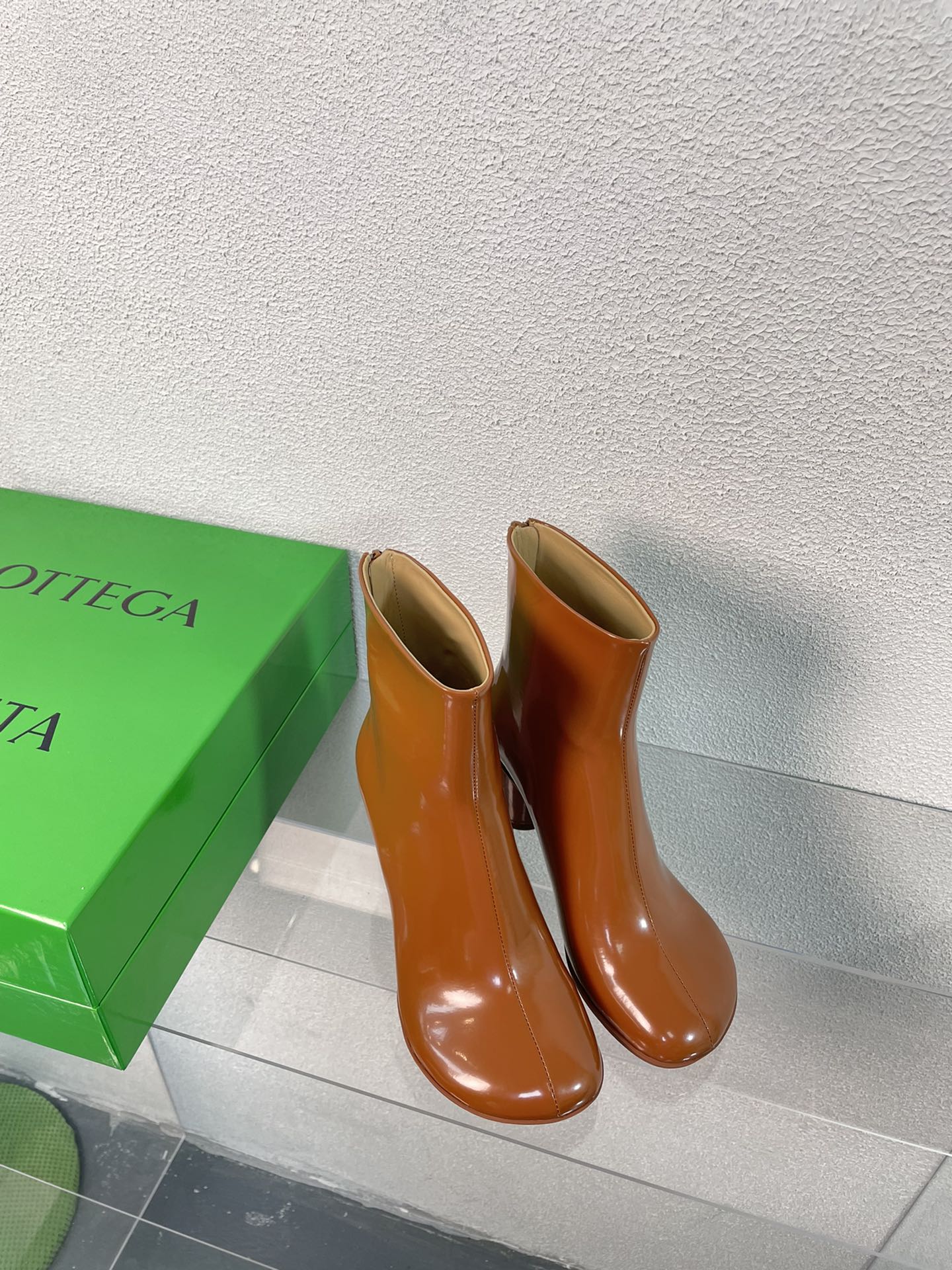 BOTTEGA VENETA ATOMIC ANKLE BOOT IN BRONZE BROWN CALFSKIN 75 MM