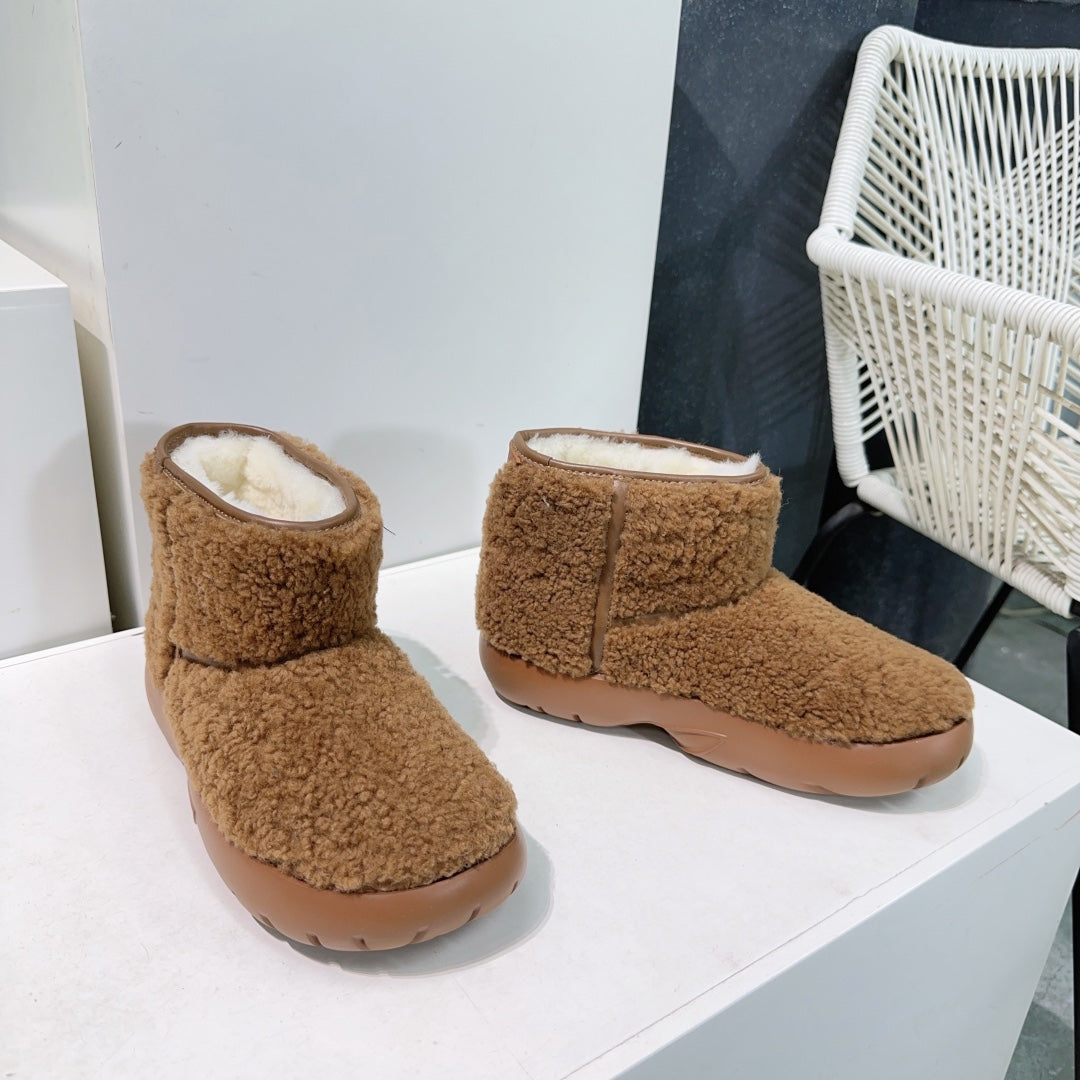 BOTTEGA VENETA MINI ANKLE BOOT IN CHOCOLATE BROWN SHEARLING WITH ULTRA LIGHTWEIGHT RUBBER OUTSOLE