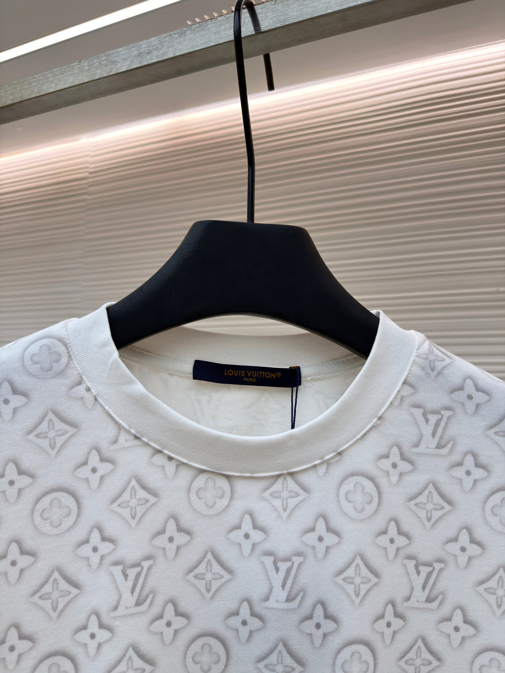 LOUIS VUITTON LV 25S SHORT-SLEEVE T-SHIRT 592304