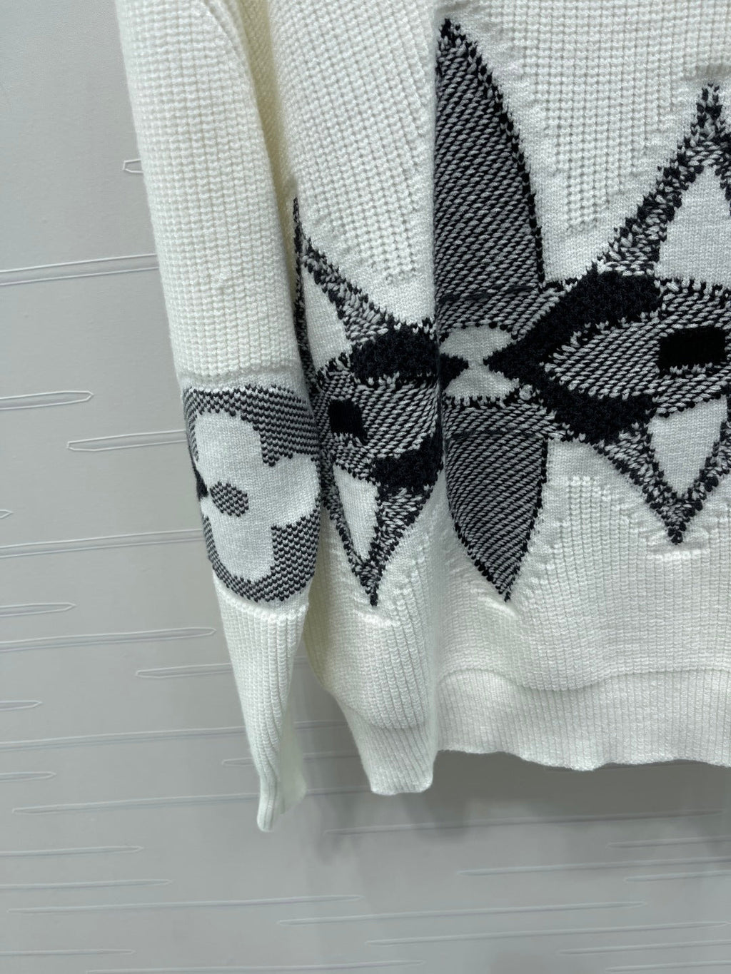 LOUIS VUITTON LV 25S SWEATER 0086