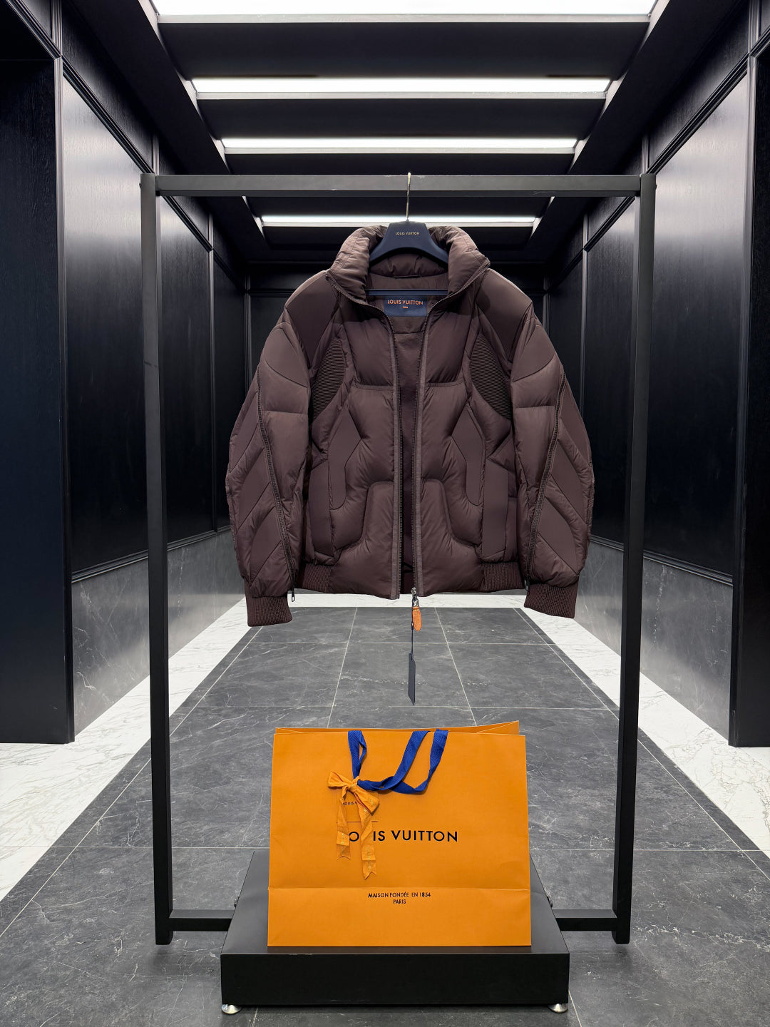 LOUIS VUITTON LV 25S DOWN JACKET 574443