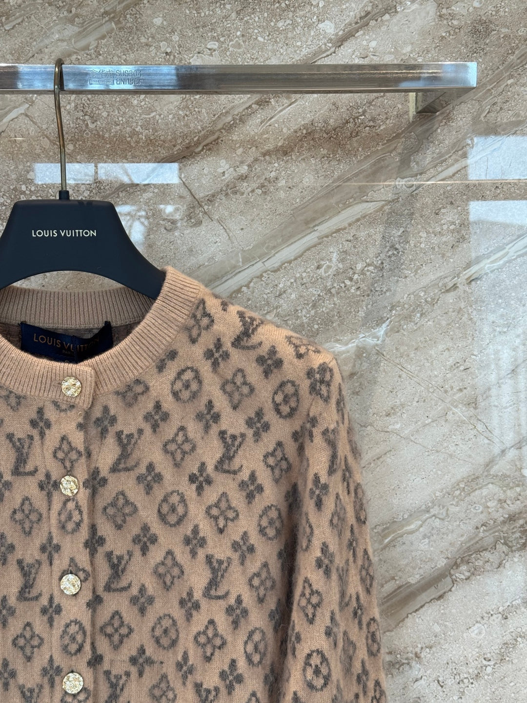 LOUIS VUITTON LV 25S CARDIGAN 0005