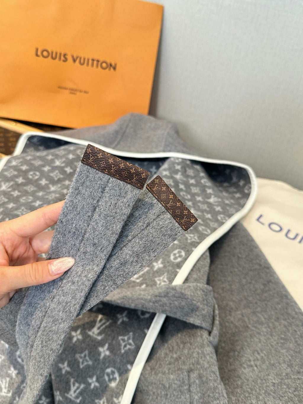 LOUIS VUITTON LV 25S WOOL JACKET 0110