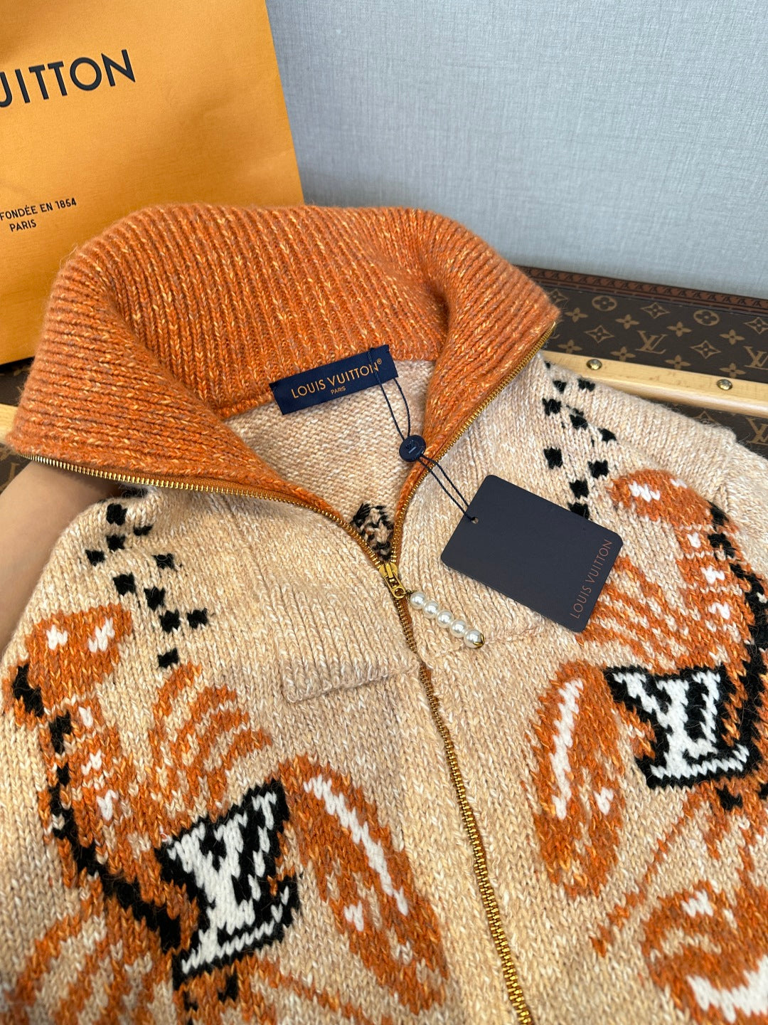 LOUIS VUITTON LV 25S WOOL CARDIGAN 0016