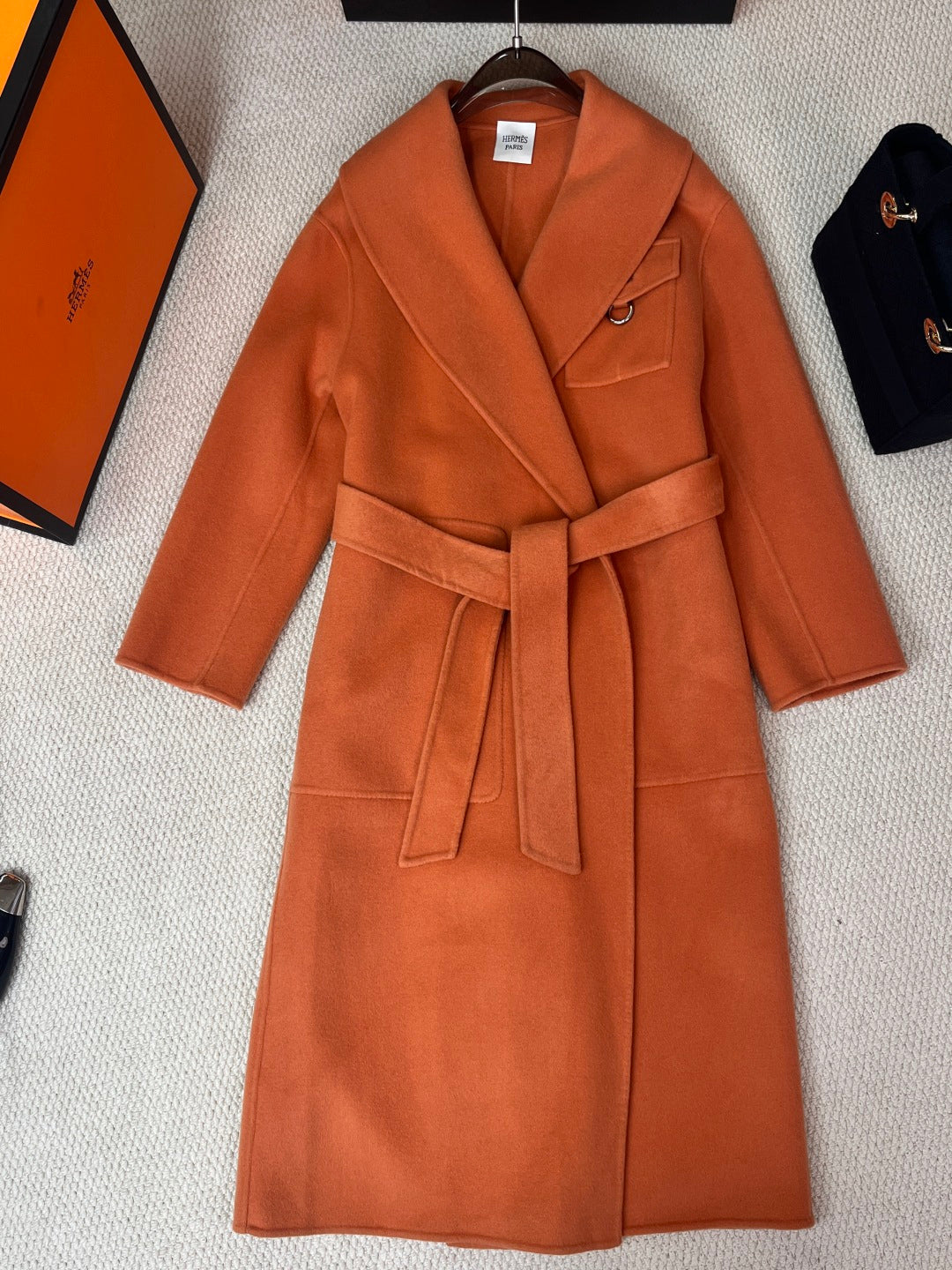 HERMES 25S LAPEL-COLLAR CASERE COAT 208