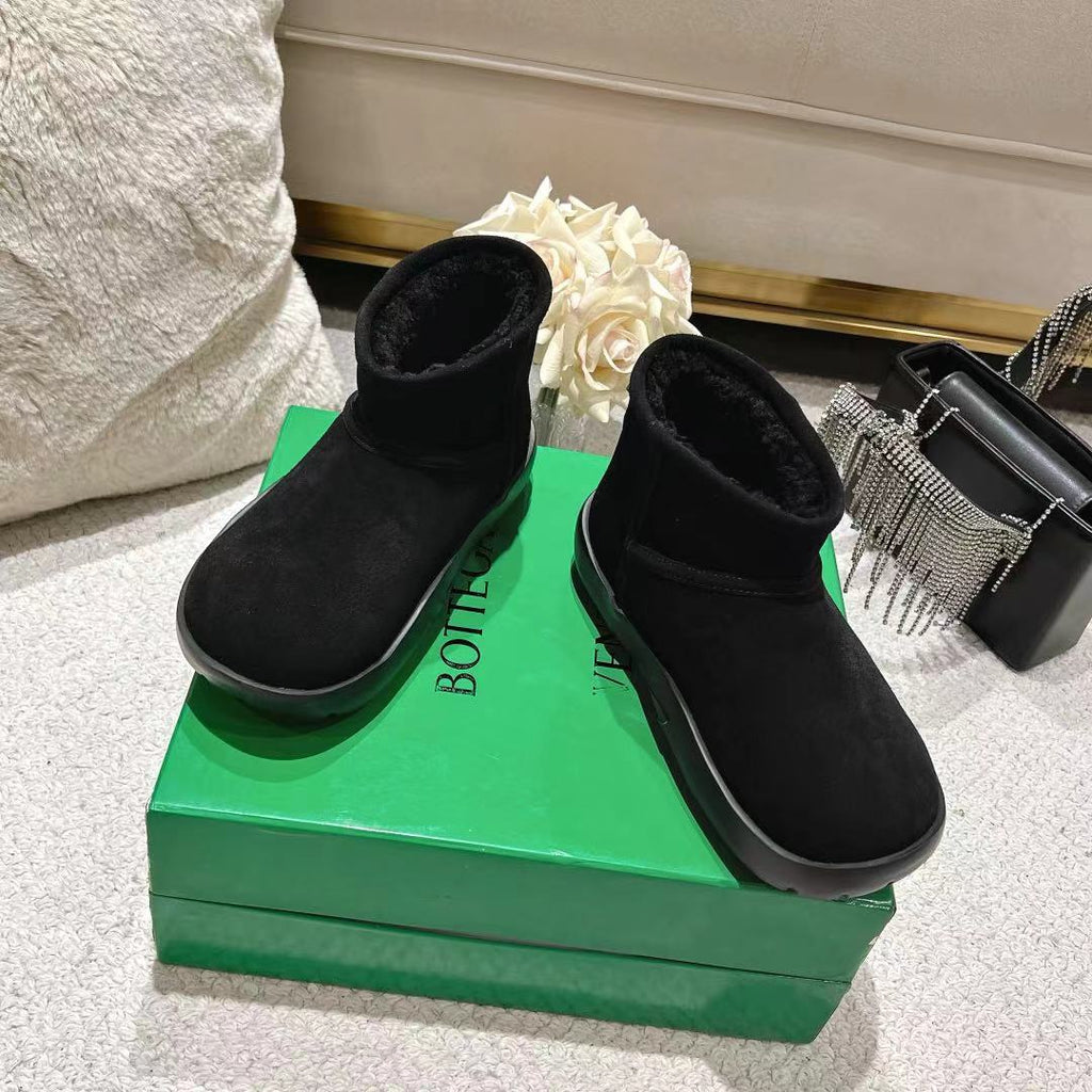BOTTEGA VENETA SNAP MINI ANKLE BOOTS IN BLACK SUEDE AND SHEARLING LINING