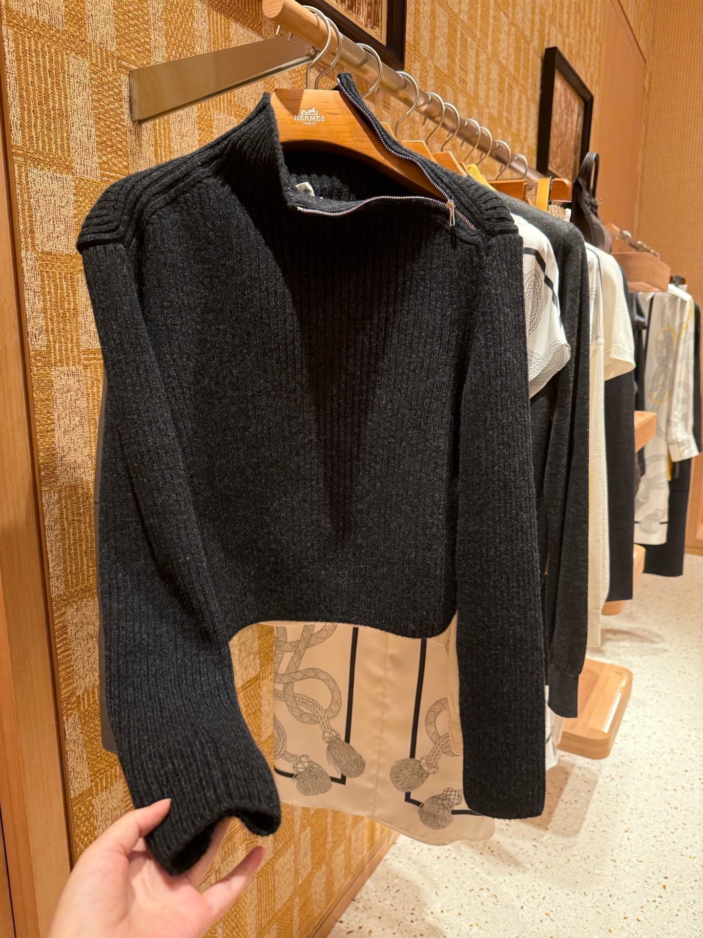 HERMES HERMES 25S KNITTED SWEATER 280