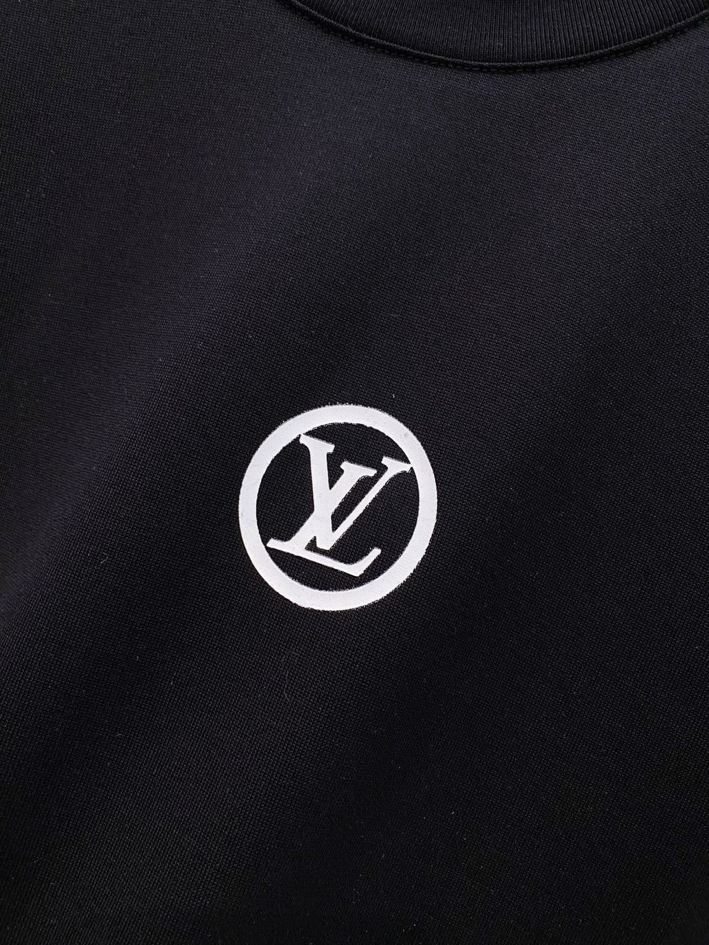 LOUIS VUITTON LV BASIC T-SHIRT IN BLACK COTTON 238827