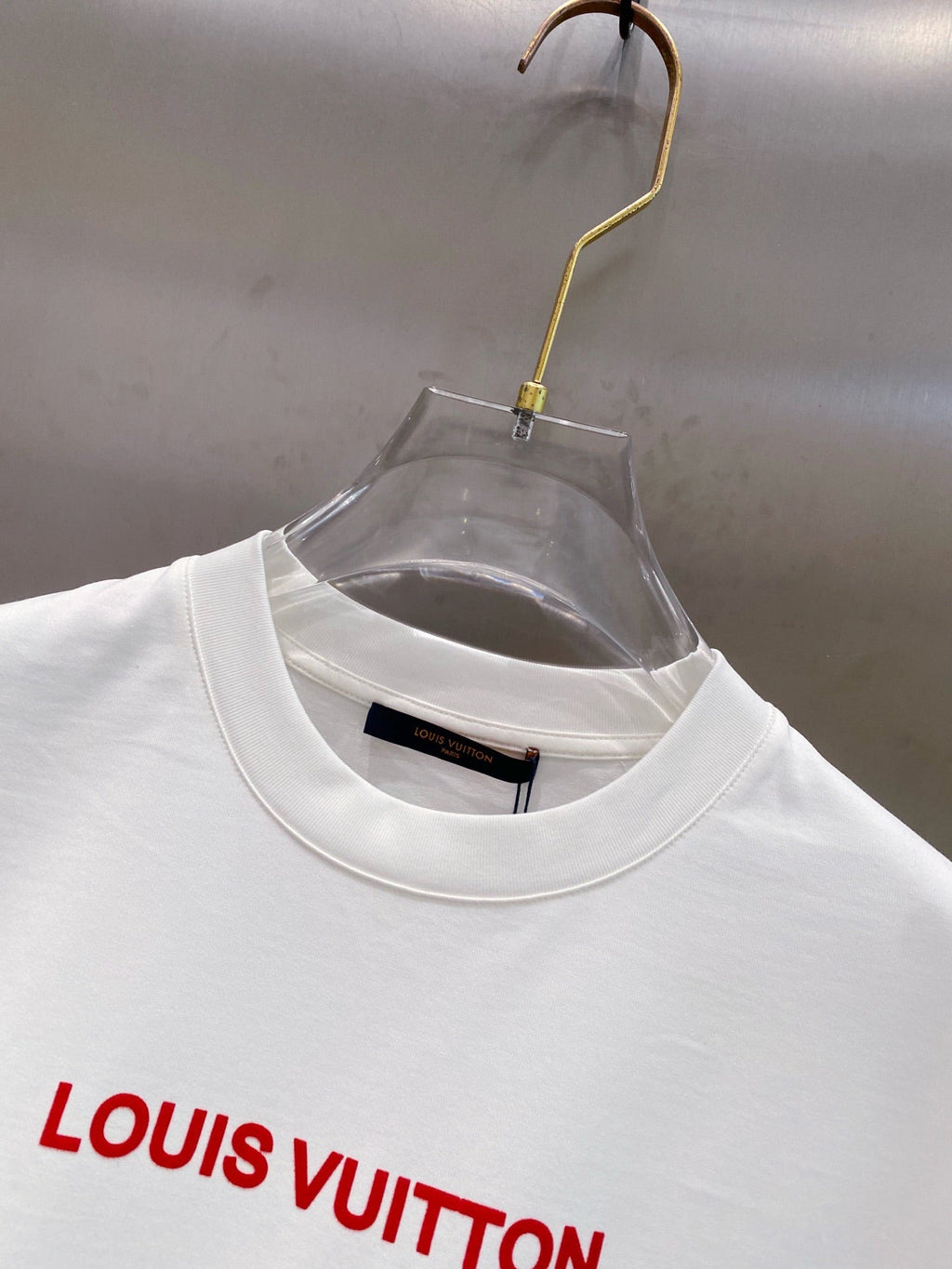 LOUIS VUITTON LV T-SHIRT IN WHITE COTTON RED LOGO 238834
