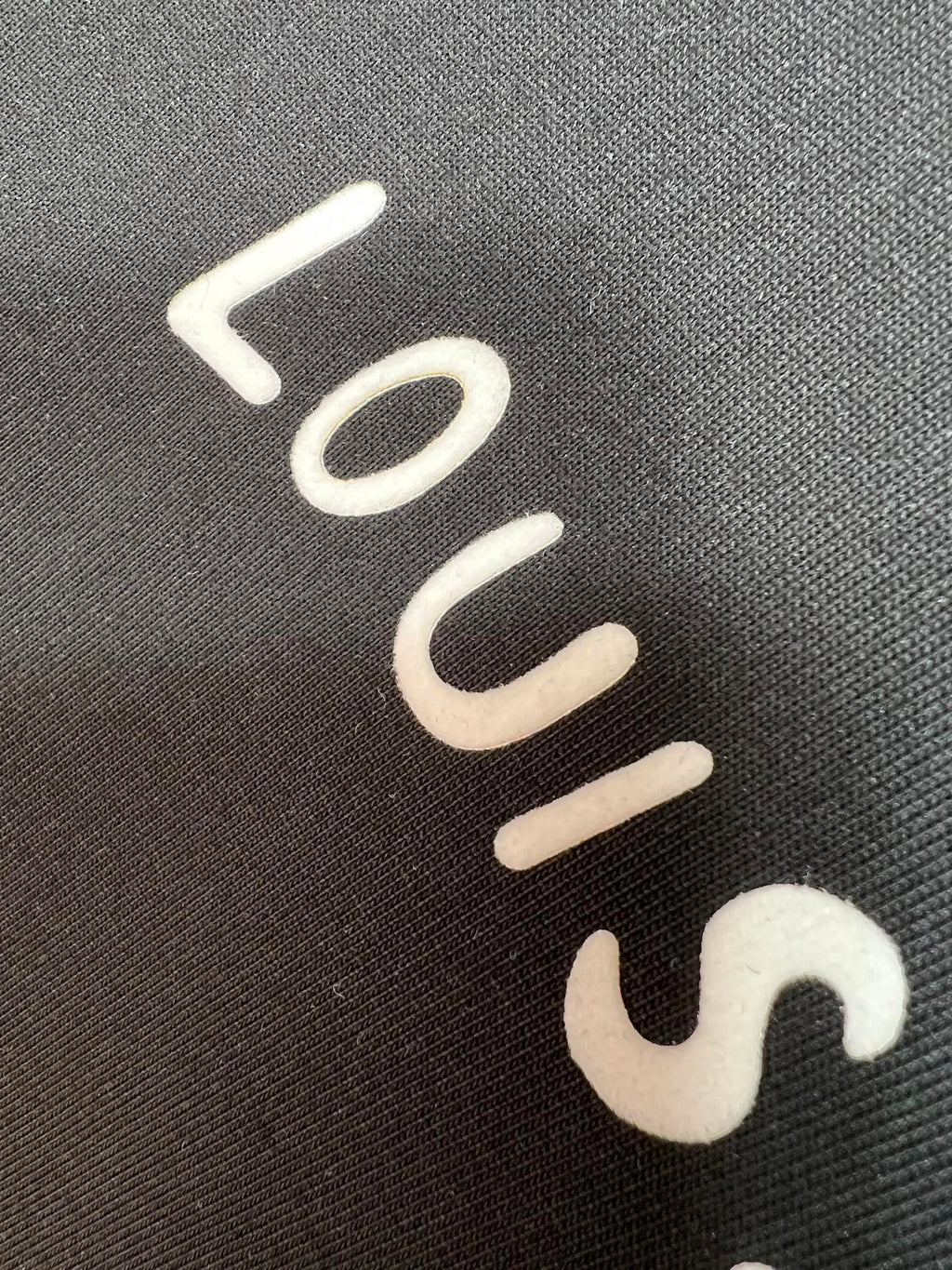 LOUIS VUITTON LV T-SHIRT IN BLACK PURE COTTON COLORFUL LOGO 238924