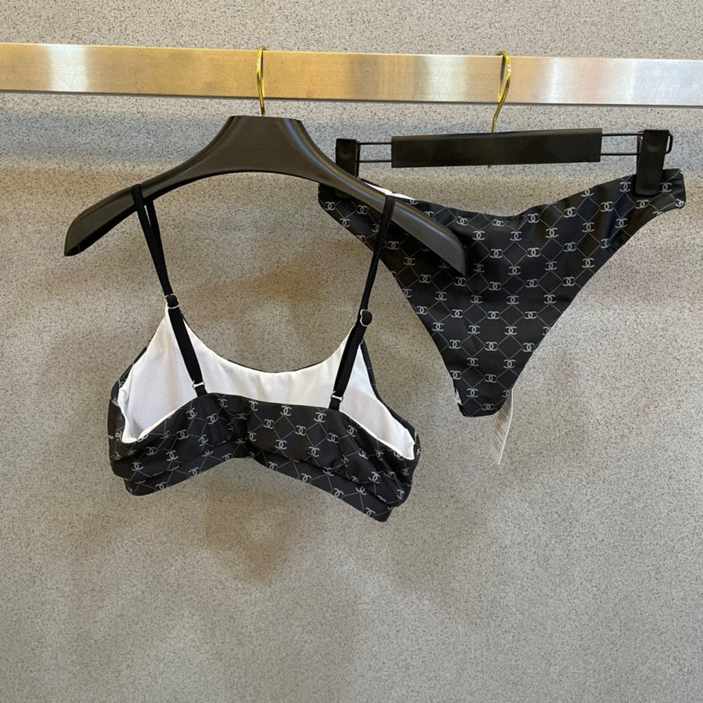 CHANEL BIKINI SWIMSUIT SET IN BLACK AND WHITE LOGO PRINTED 581298