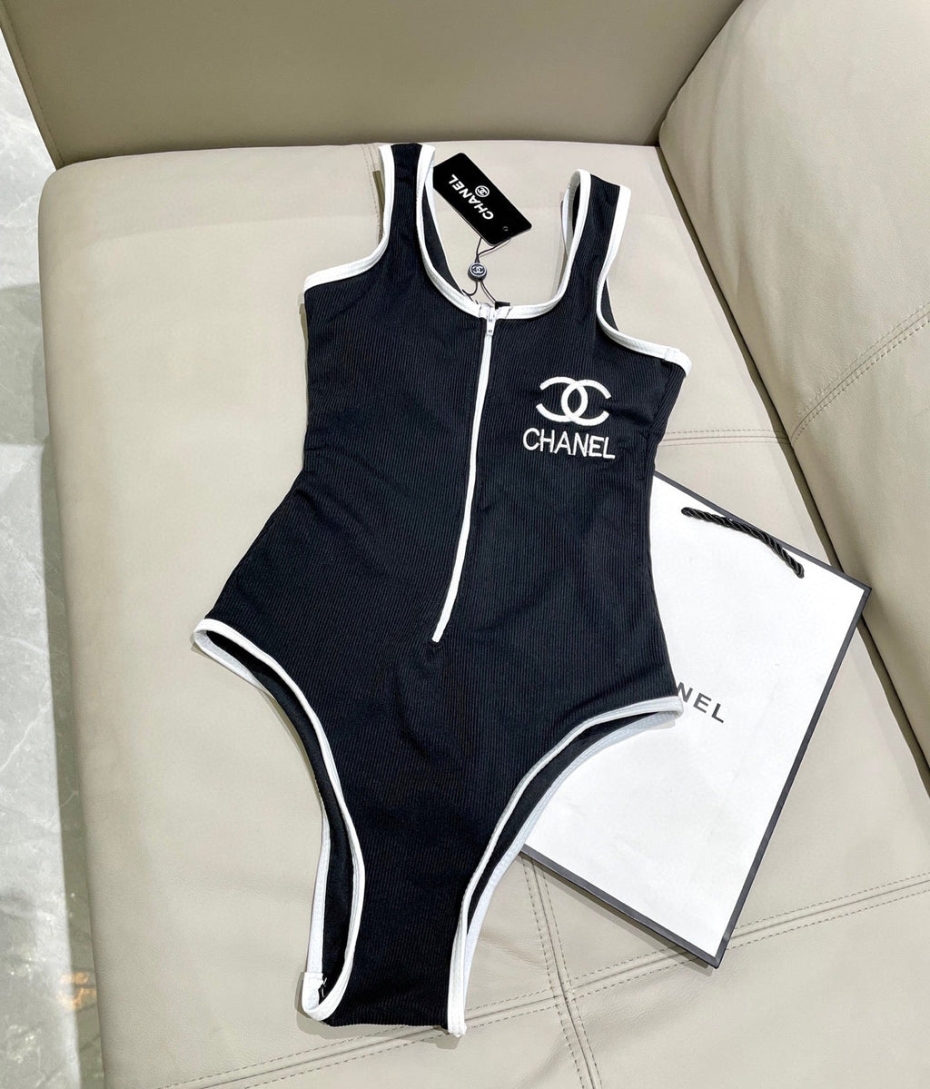 CHANEL BIKINI SWIMSUIT SET IN BLACK AND WHITE TRIM 604255