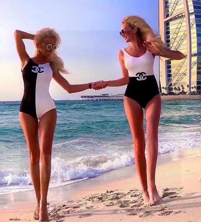 CHANEL BIKINI SWIMSUIT SET IN BLACK AND WHITE 613717