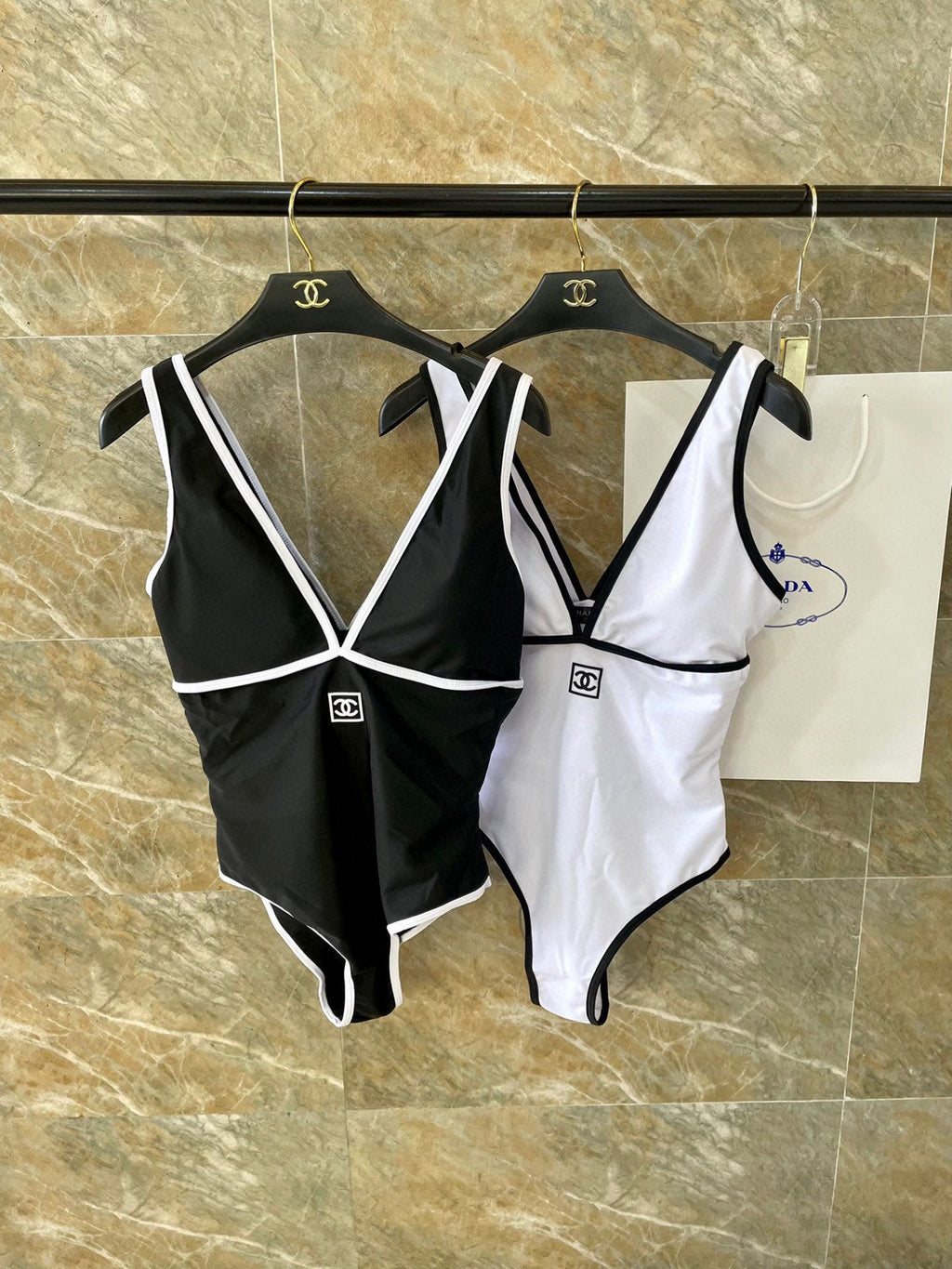 CHANEL BIKINI SWIMSUIT SET IN BLACK AND WHITE TRIM 613725