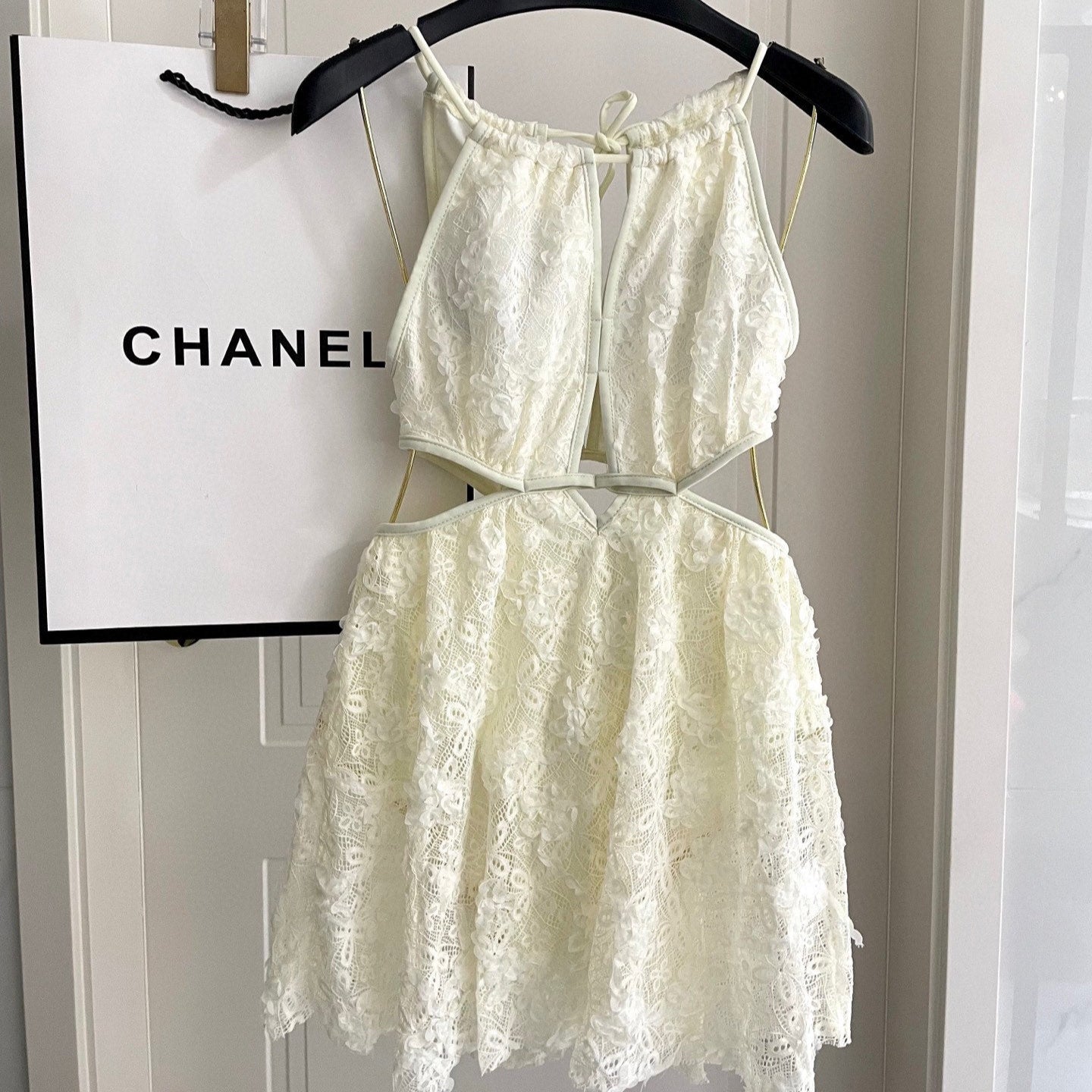 CHANEL BIKINI SWIMSUIT SET IN WHITE LACE FABRIC 613726