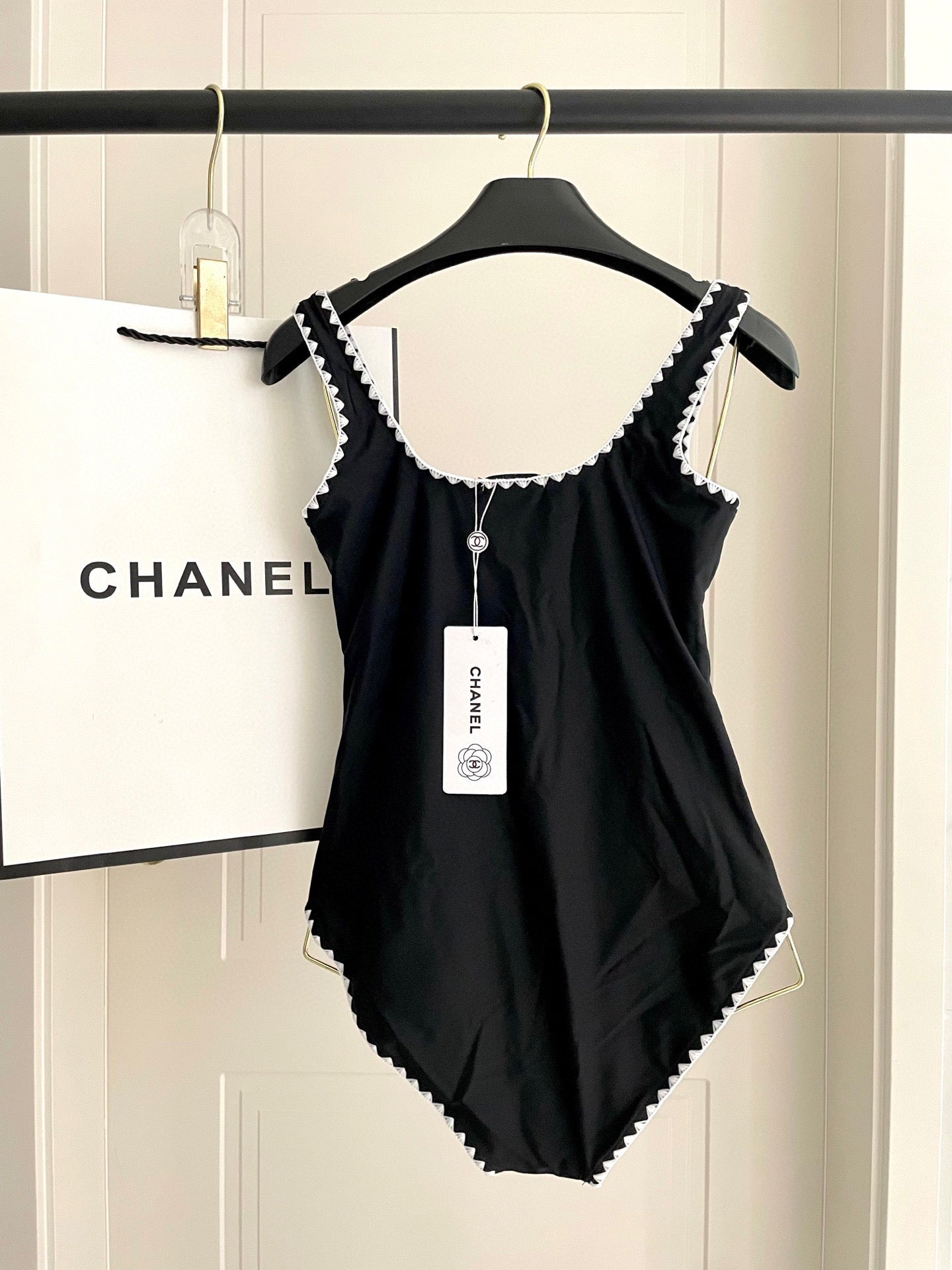 CHANEL BIKINI SWIMSUIT SET IN BLACK AND WHITE TRIM 622173