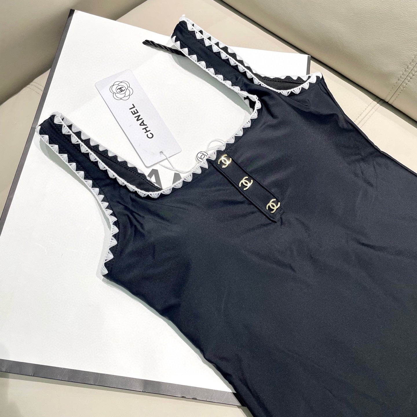 CHANEL BIKINI SWIMSUIT SET IN BLACK AND WHITE TRIM 622173