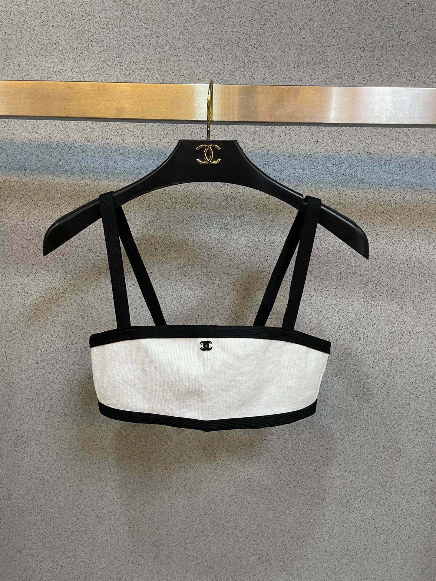 CHANEL HIGH NECK SWIMSUIT IN WHITE AND BLACK TRIM 627830