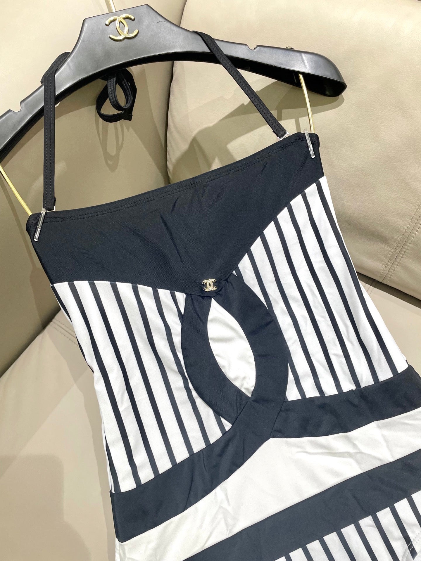 CHANEL BIKINI SWIMSUIT SET IN WHITE WITH BLACK VERTICAL STRIPES 633258