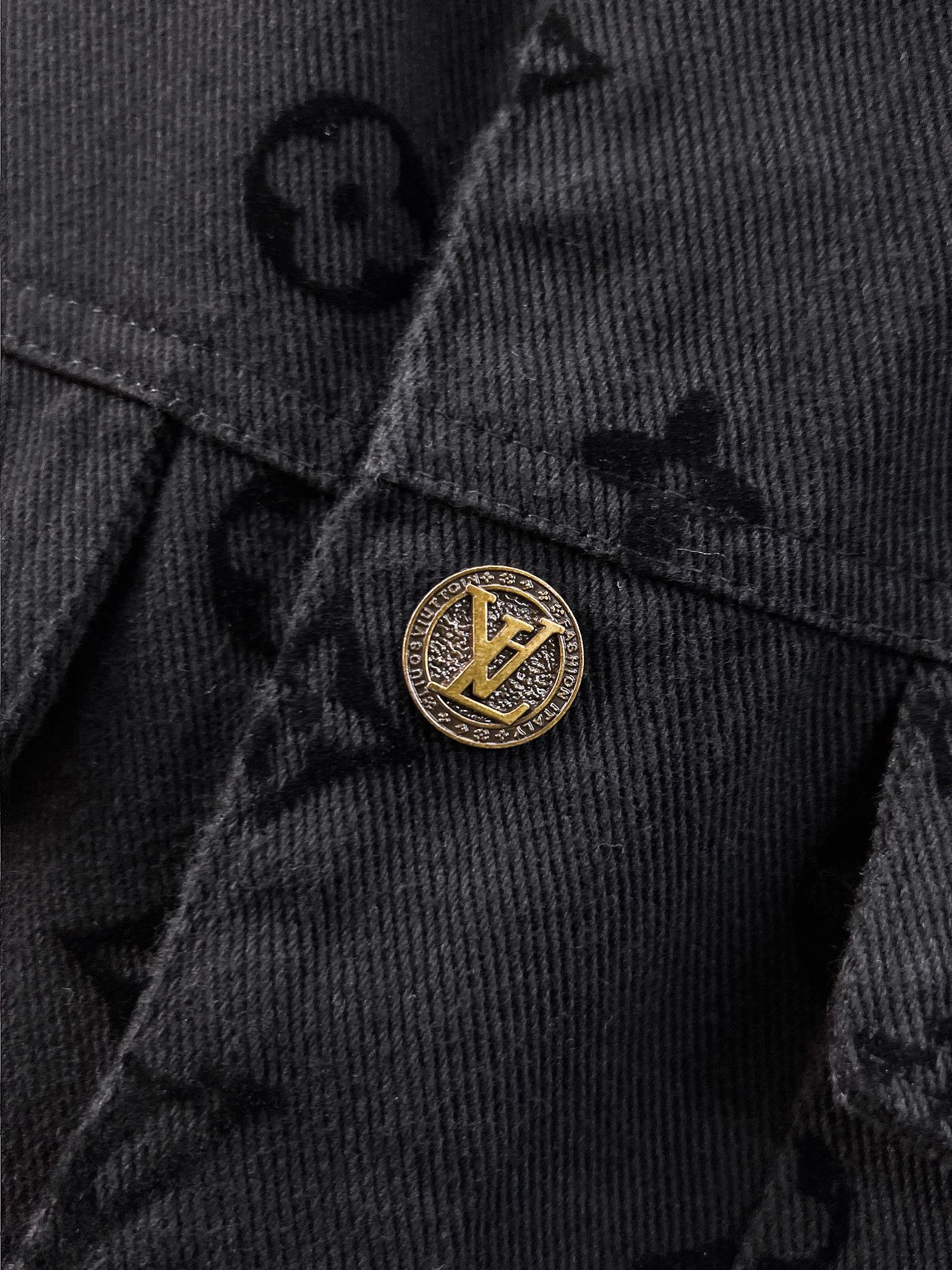 LOUIS VUITTON LV BLACK MONOGRAM DENIM JACKET 239525