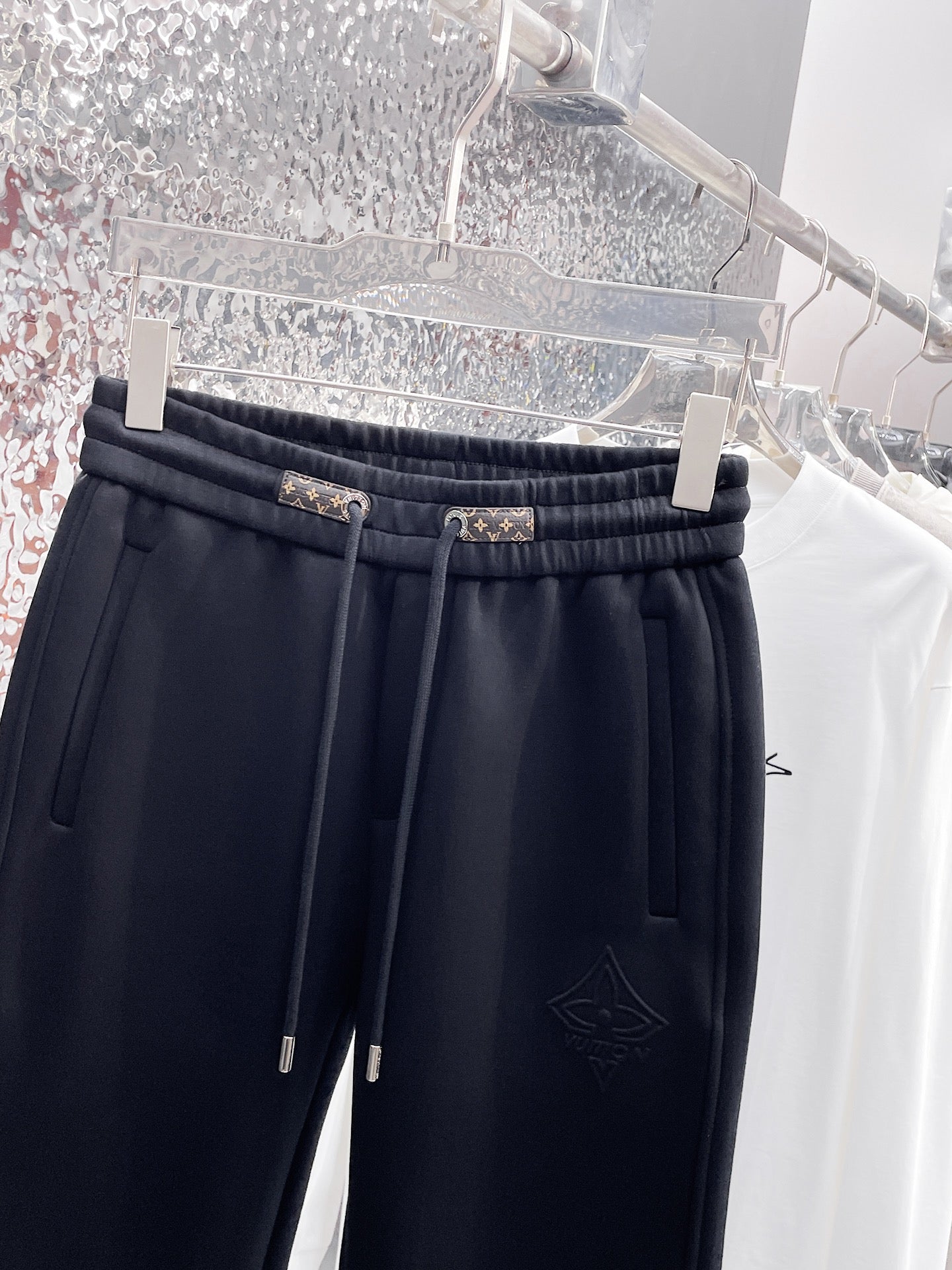 LOUIS VUITTON LV BLACK TROUSERS 239504
