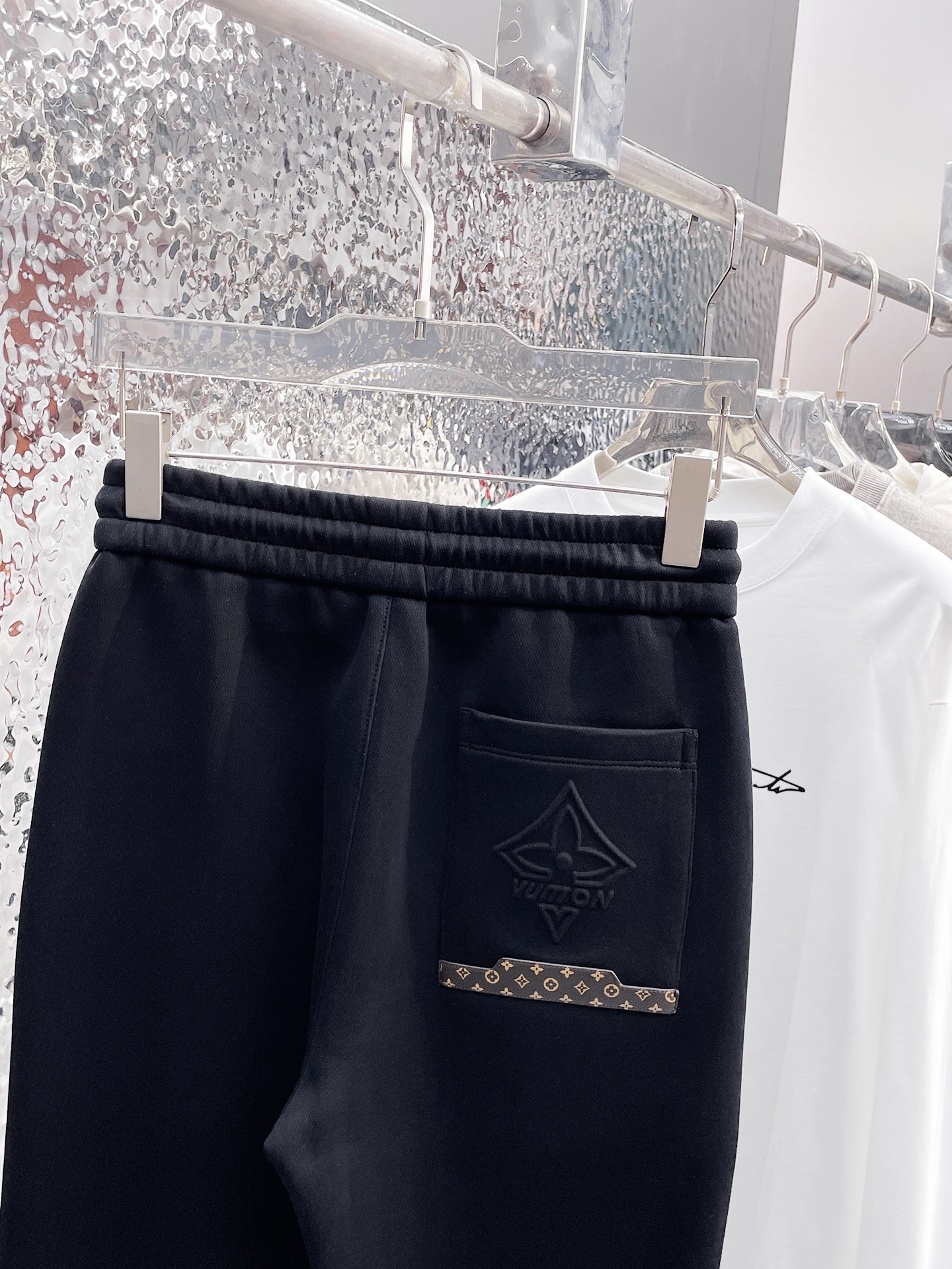 LOUIS VUITTON LV BLACK TROUSERS 239504