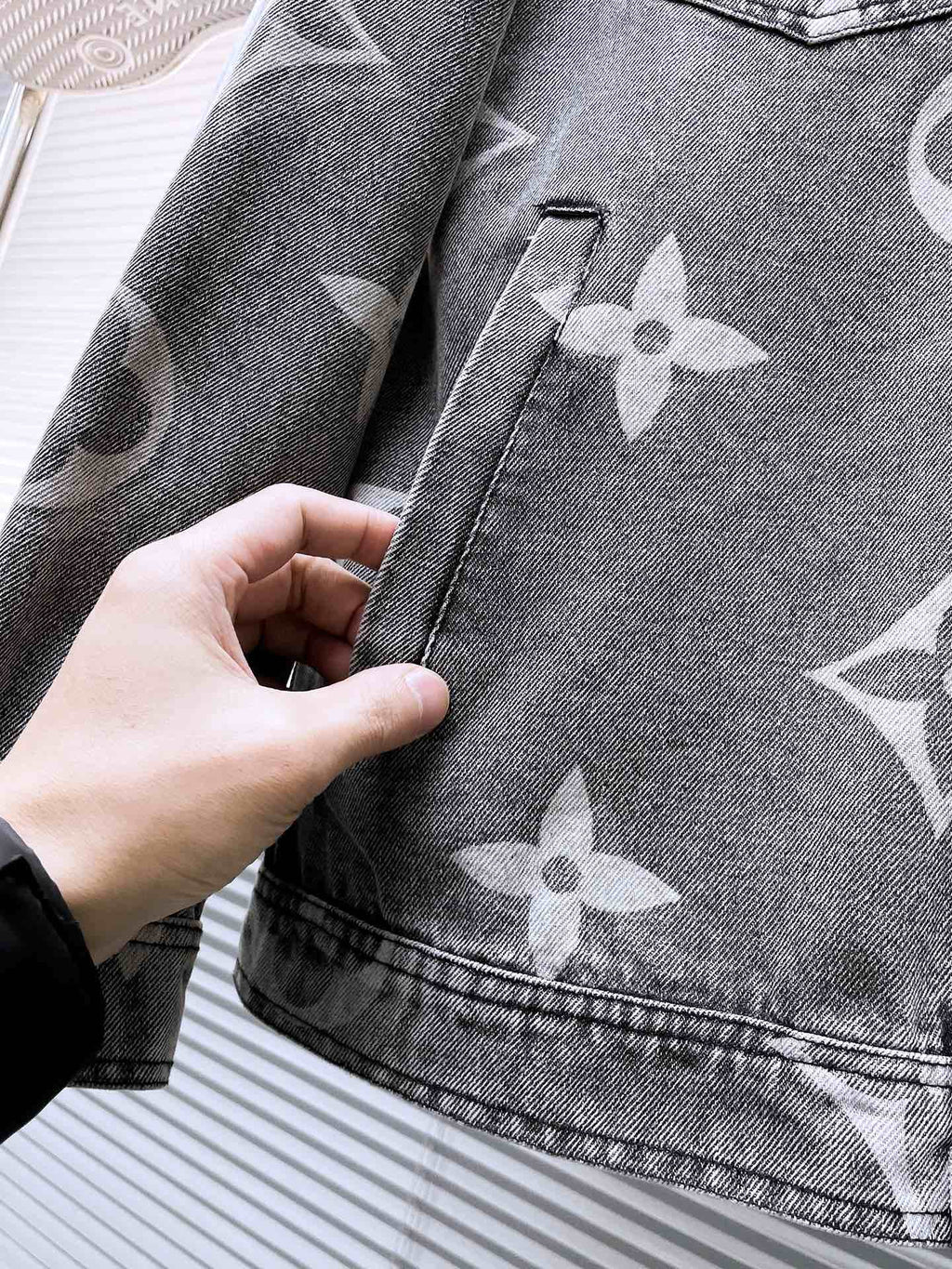 LOUIS VUITTON LV BASIC SHIRT JACKET IN GRAY MONOGRAM DENIM 239130