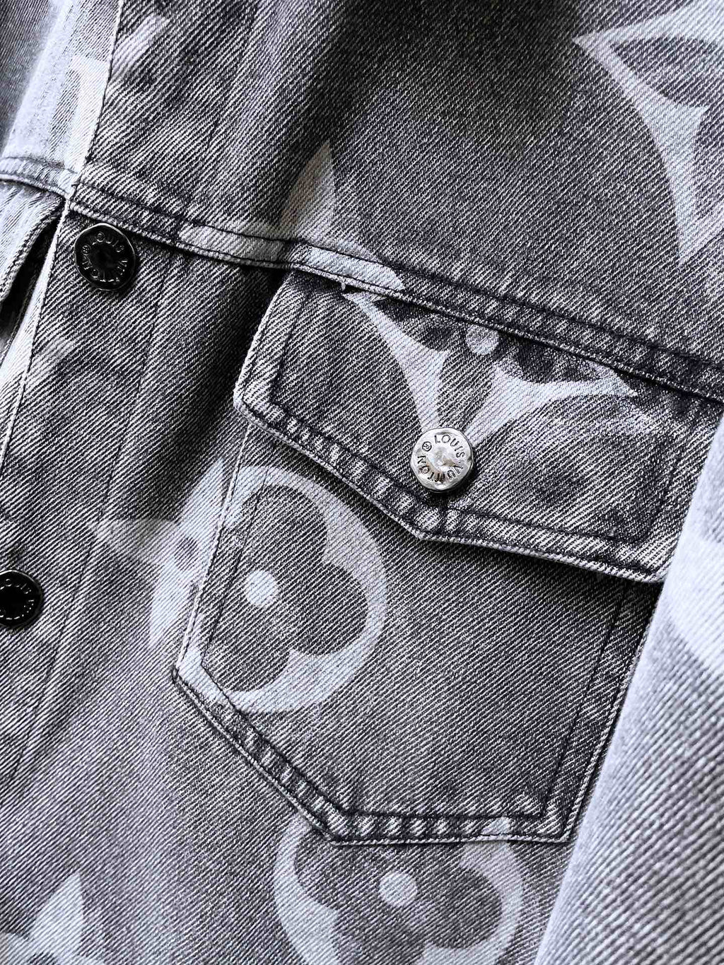 LOUIS VUITTON LV BASIC SHIRT JACKET IN GRAY MONOGRAM DENIM 239130
