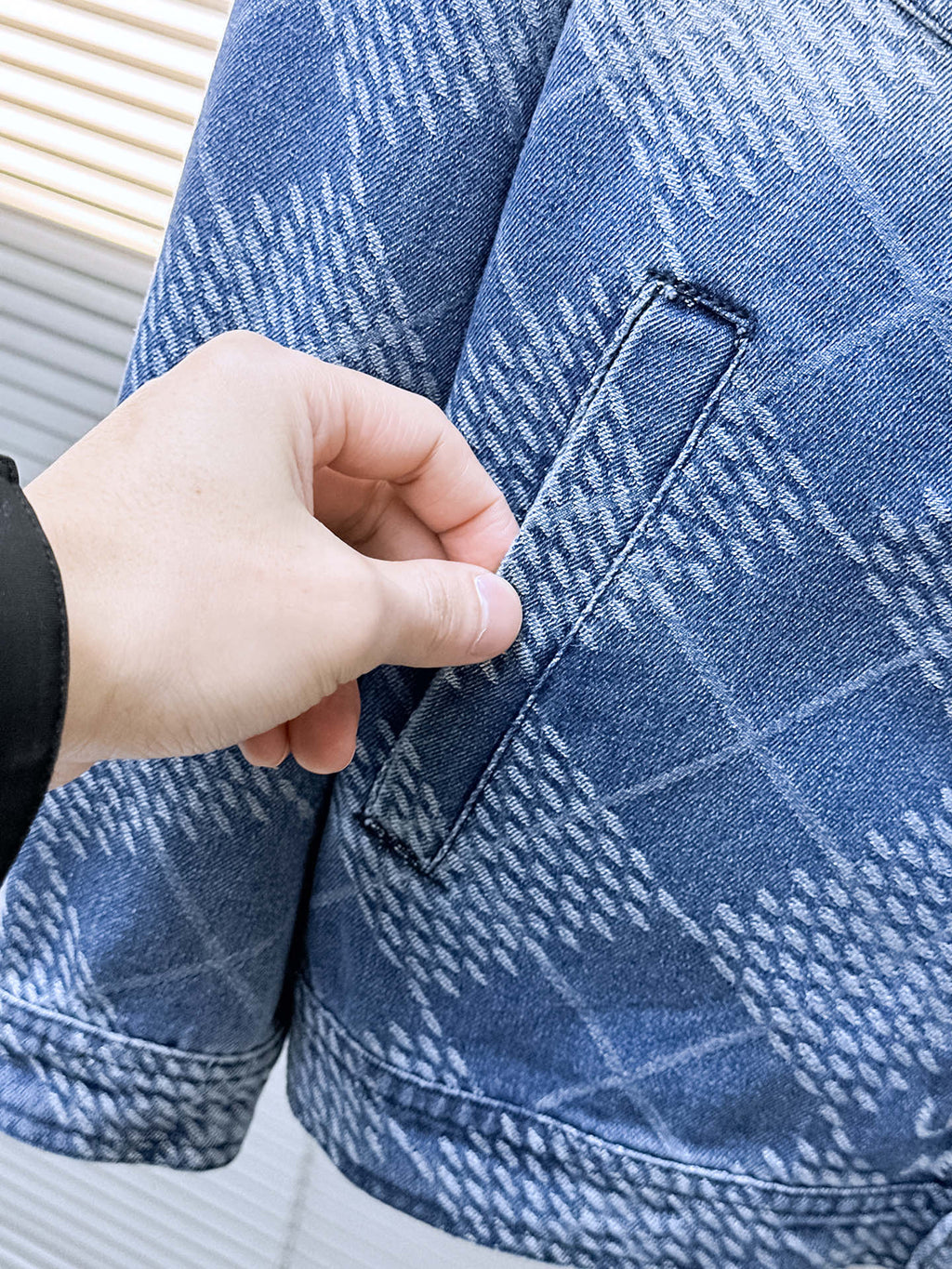 LOUIS VUITTON LV SHIRT JACKET IN BLUE DAMIER DENIM 239128