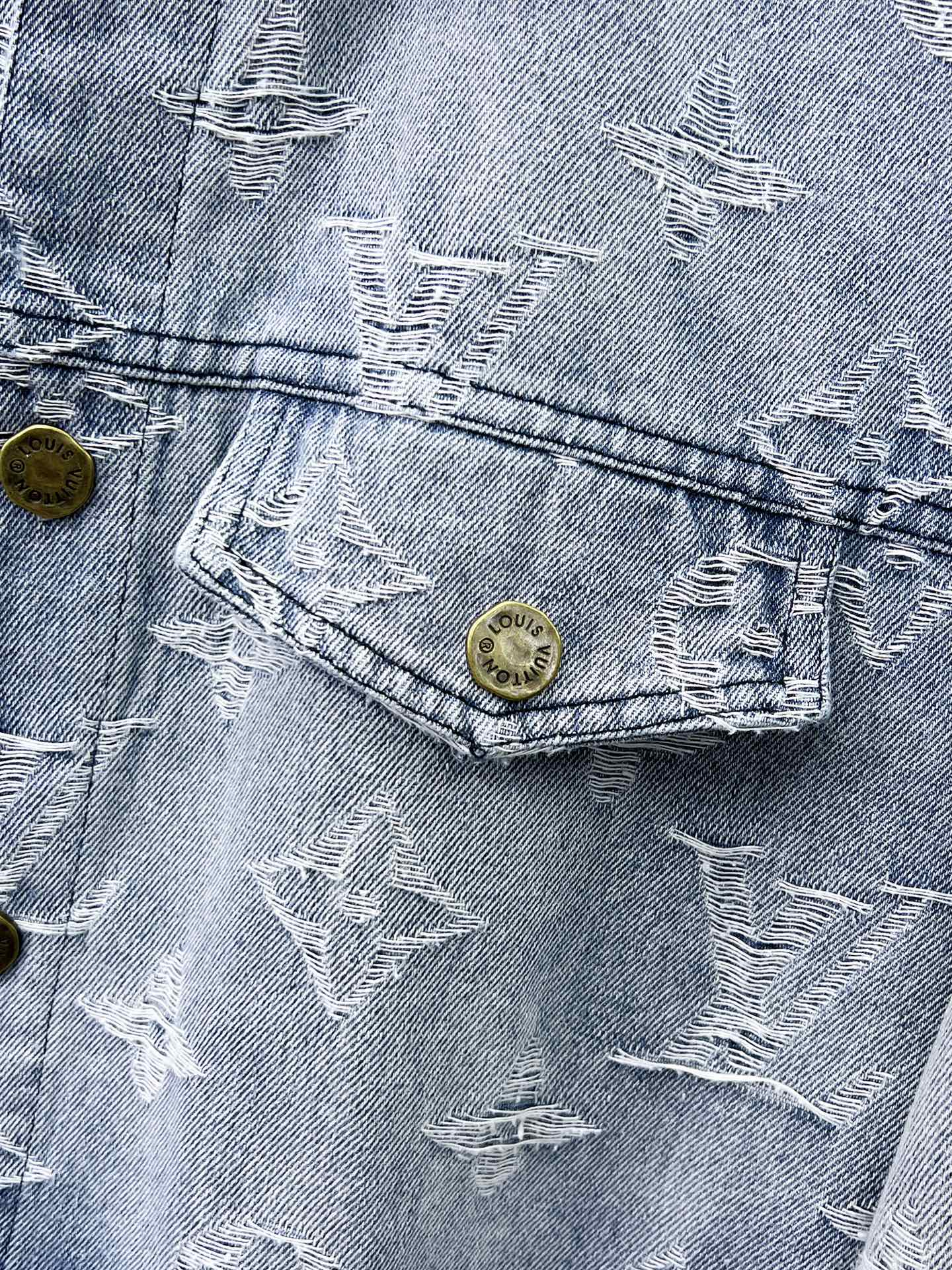 LOUIS VUITTON LV LIGHT BLUE MONOGRAM DENIM JACKET 239529