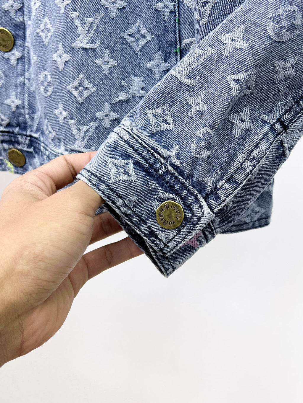 LOUIS VUITTON LV LIGHT BLUE DENIM JACKET 239530