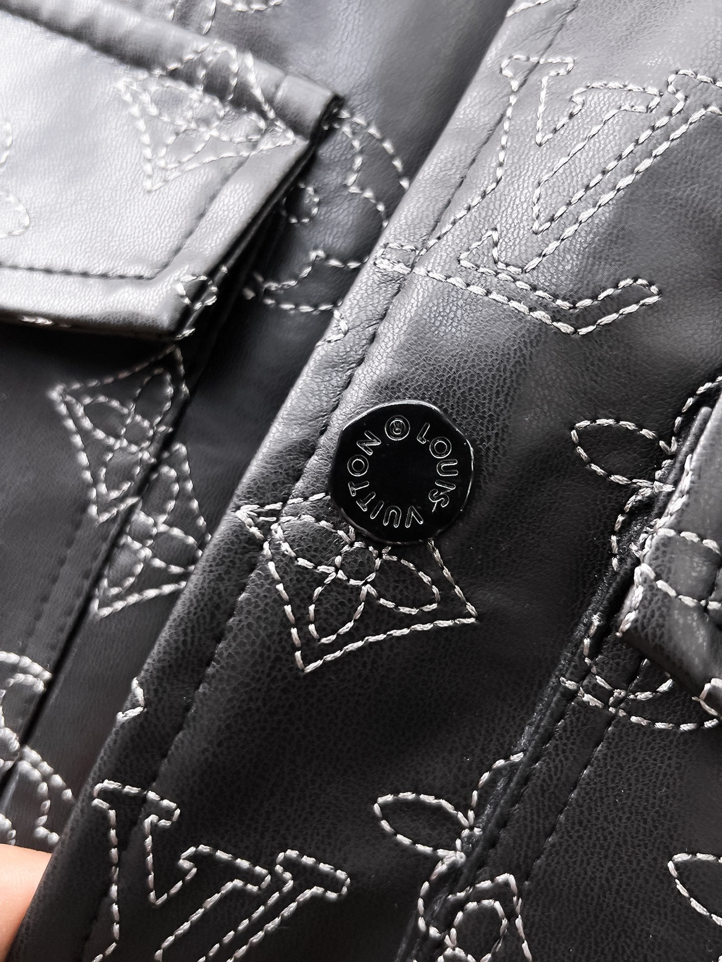 LOUIS VUITTON LV BLACK MONOGRAM DENIM JACKET 239528