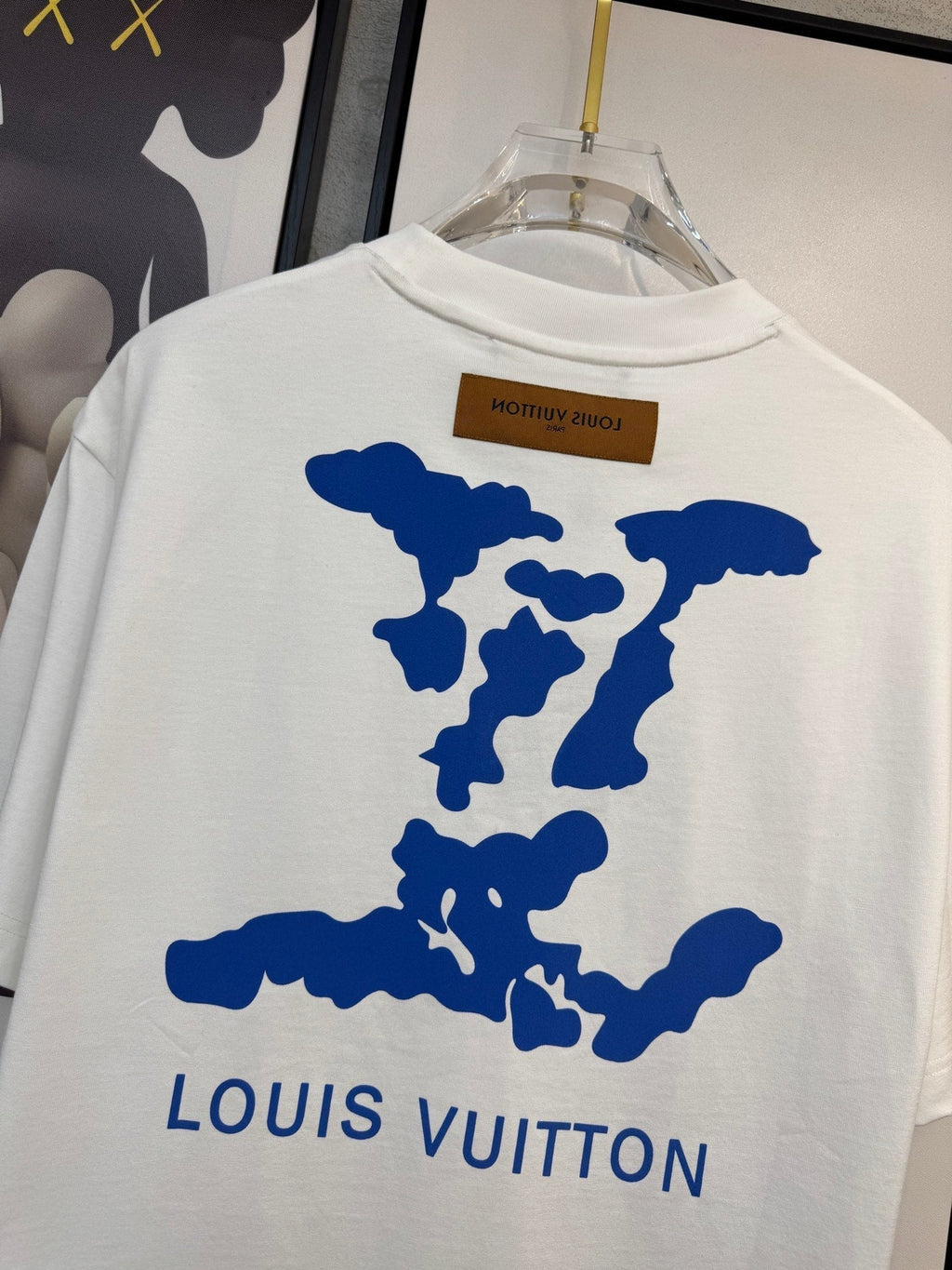 LOUIS VUITTON LV WHITE COTTON T-SHIRT BLUE STYLIZED LOGO 238917