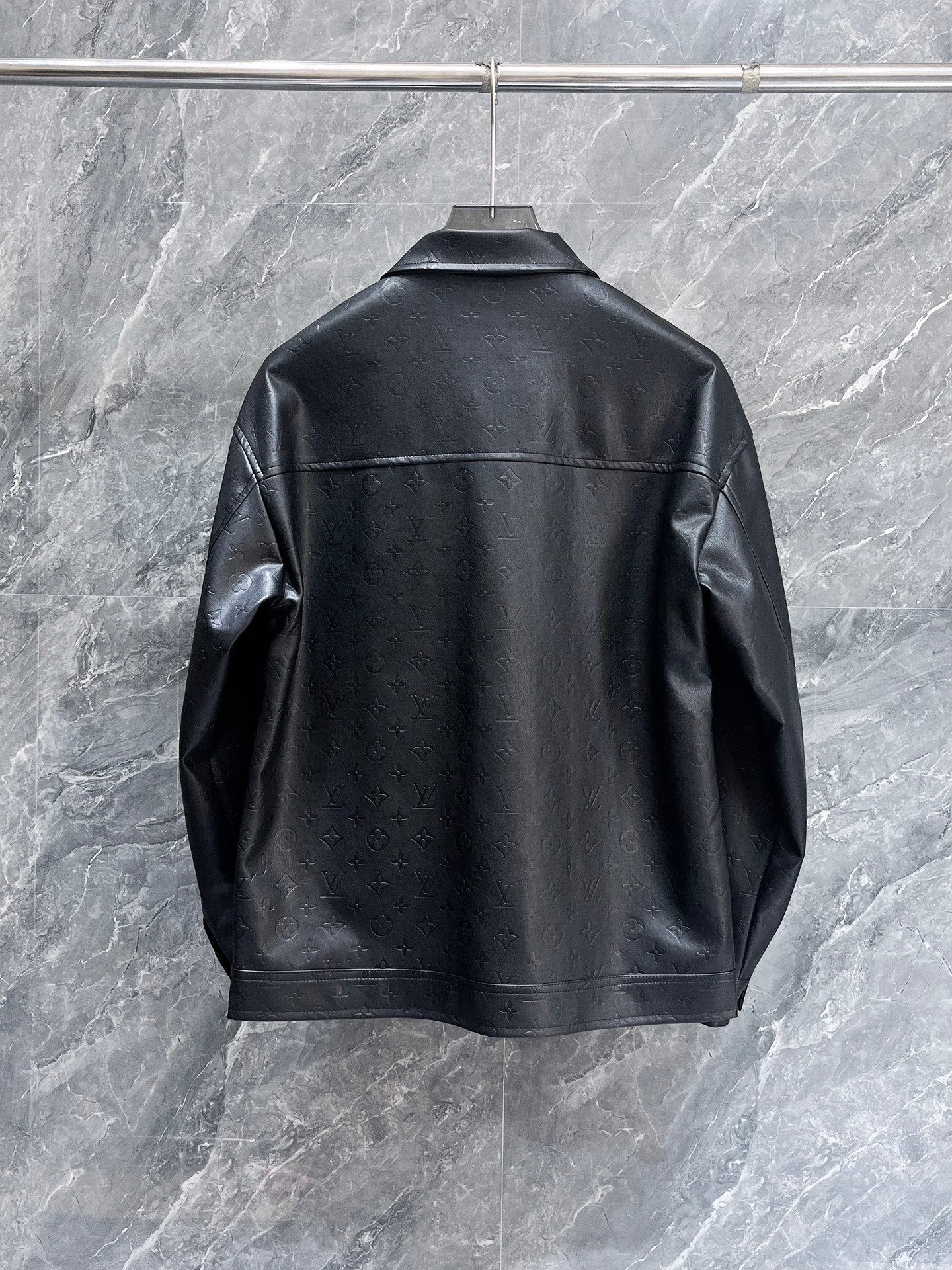 LOUIS VUITTON LV BLACK CALFSKIN JACKET 239566