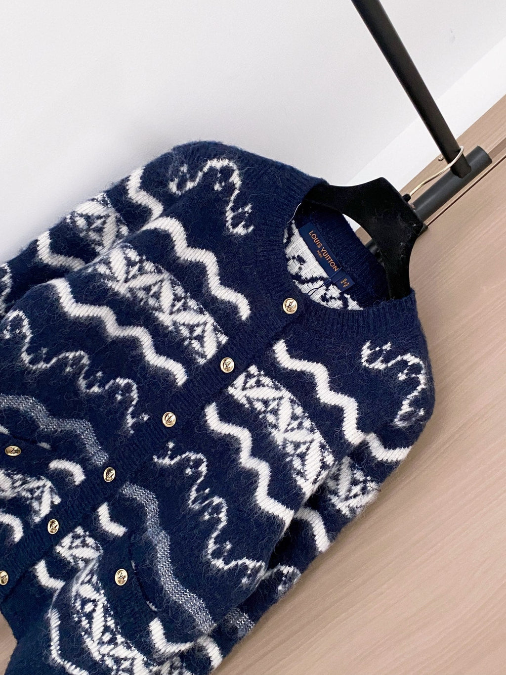 LOUIS VUITTON LV 25S CARDIGAN 0056