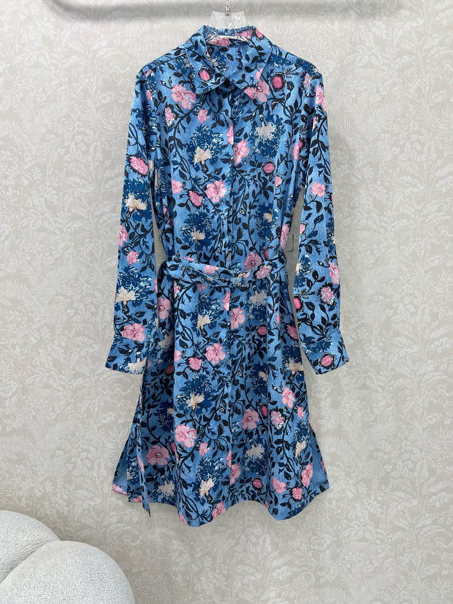 LOUIS VUITTON LV BELTED LONG SHIRT DRESS 275181