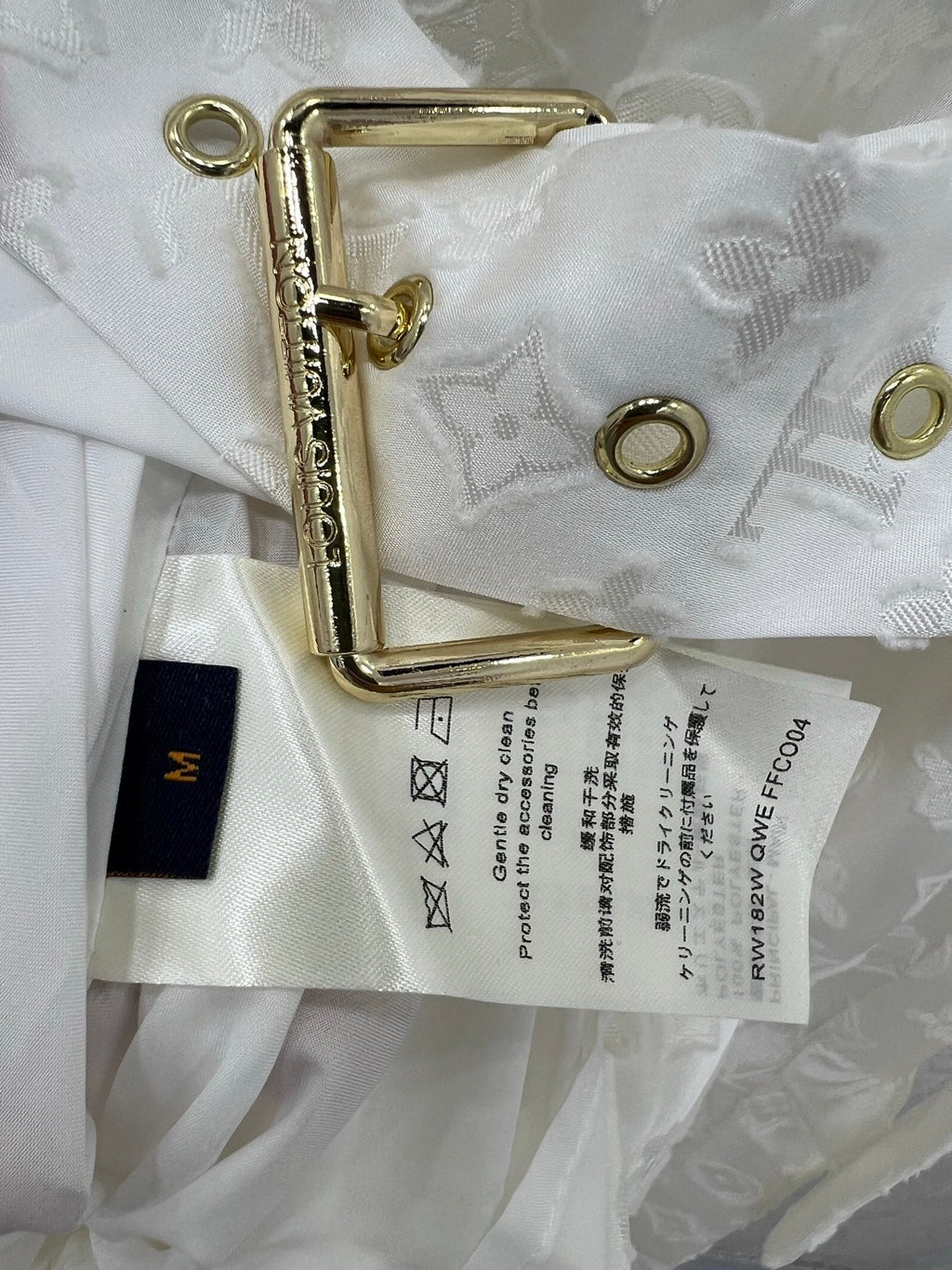 LOUIS VUITTON LV WHITE SLEEVELESS DRESS WITH BELT 269224