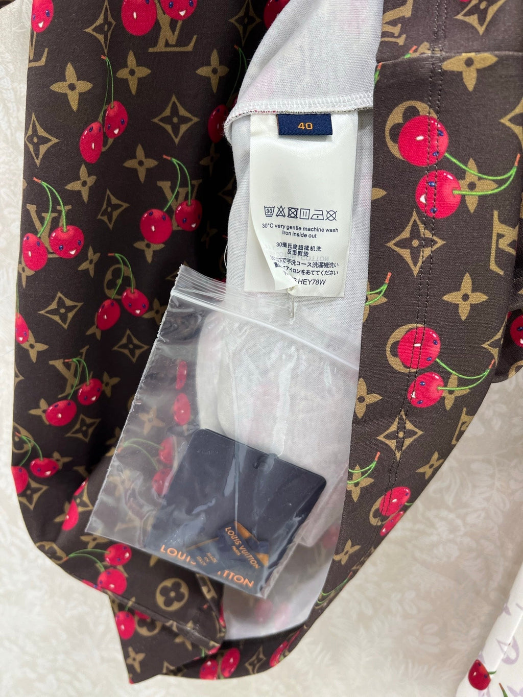 LOUIS VUITTON LOUIS VUITTON CHERRY BLOSSOM PRINT T-SHIRT 275069