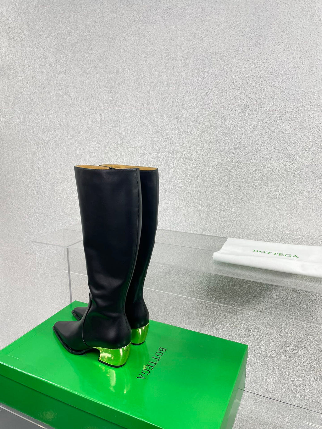 BOTTEGA VENETA TEX HIGH BOOT IN BLACK CALFSKIN