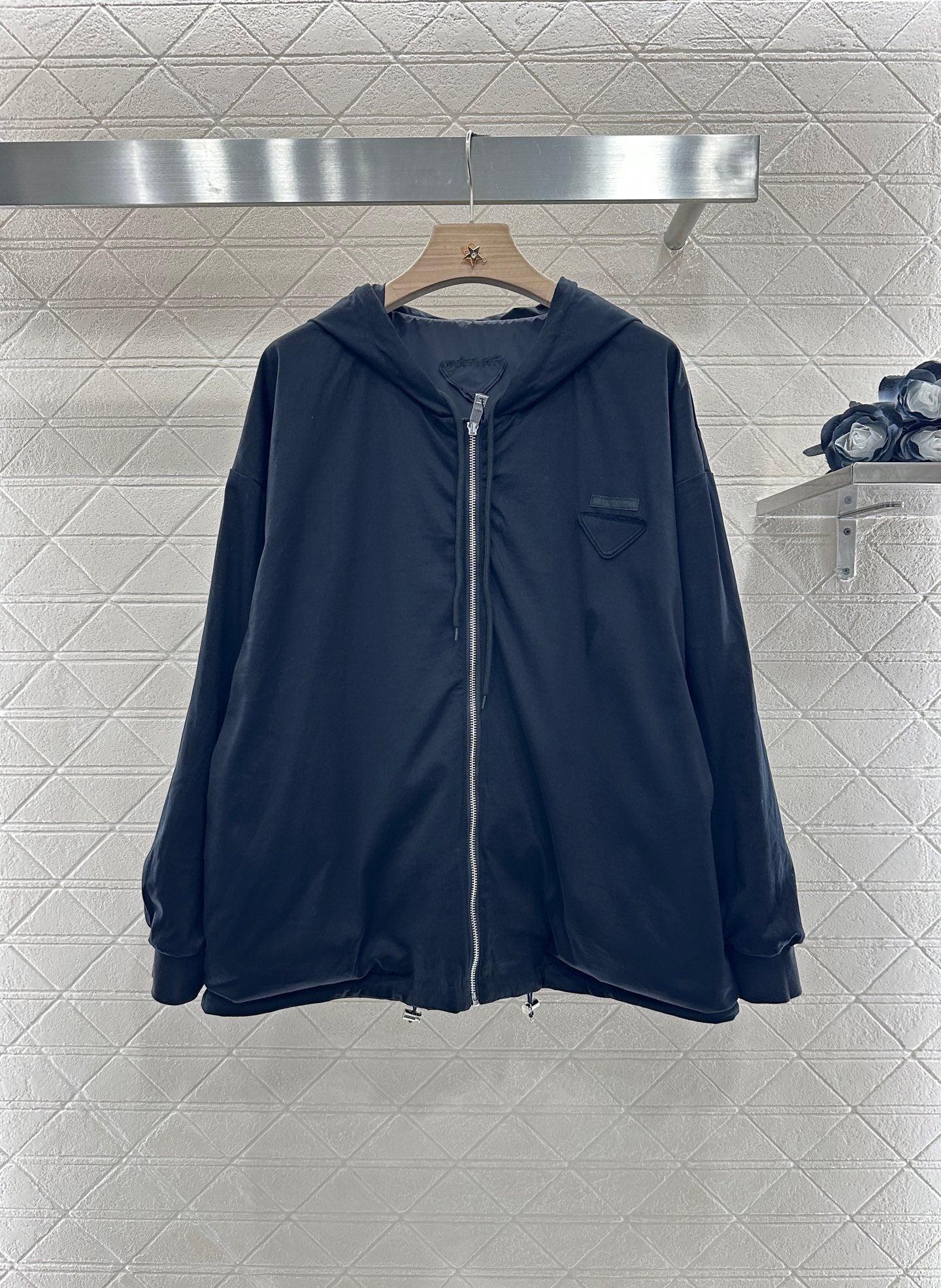 LOUIS VUITTON LV HOODED JACKET 272375