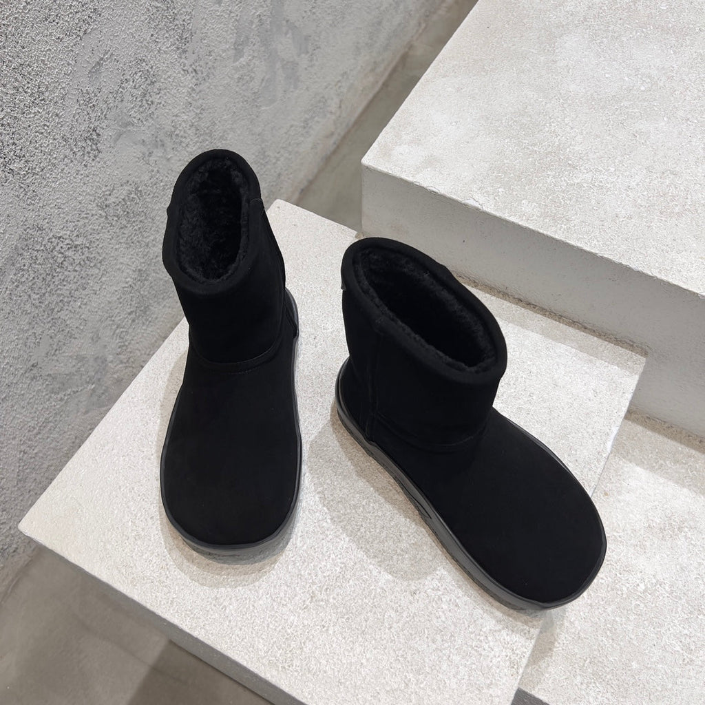 BOTTEGA VENETA SNAP ANKLE BOOT IN BLACK SUEDE AND SHEARLING LINING