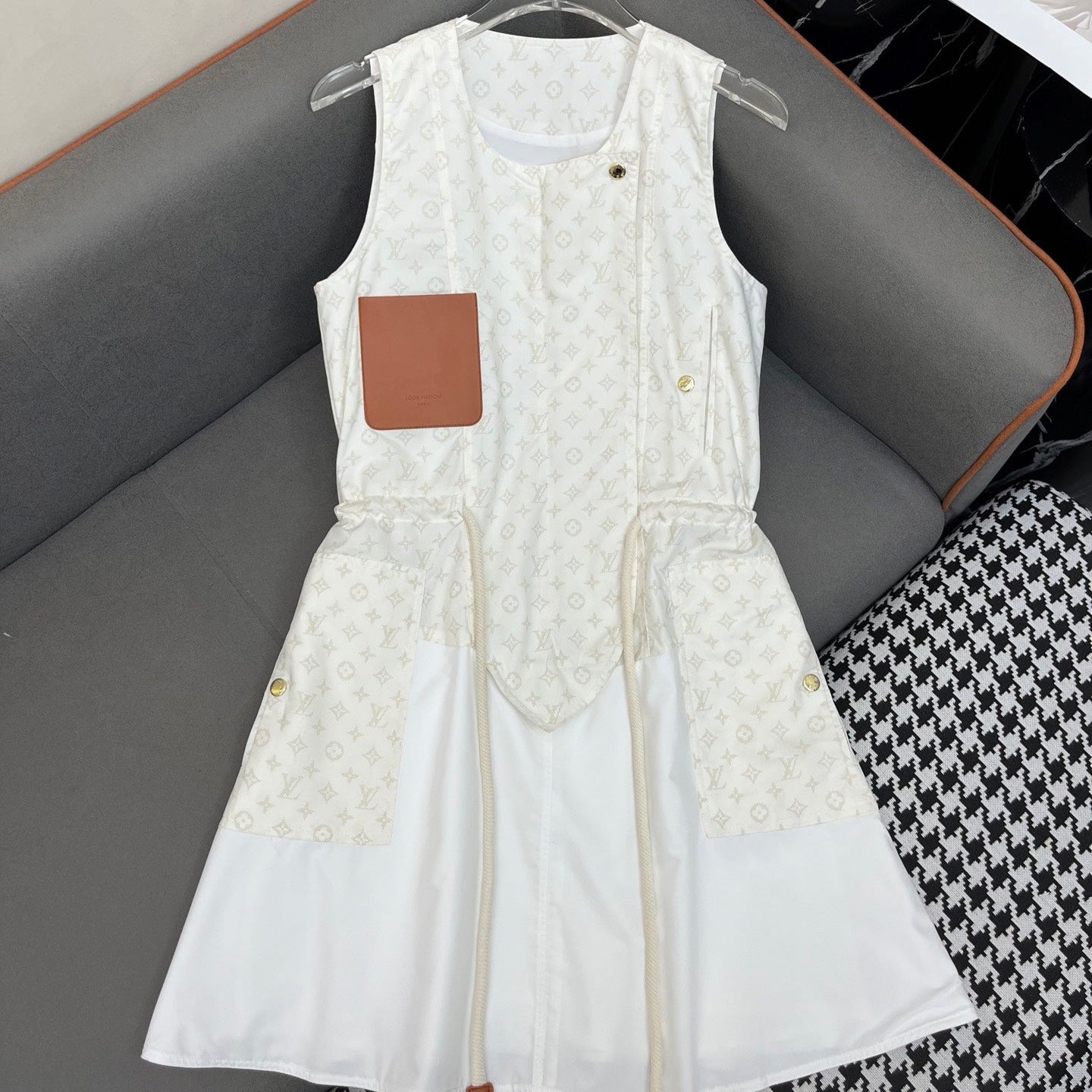 LOUIS VUITTON LV TANK DRESS 25S IN POLYESTER 266632