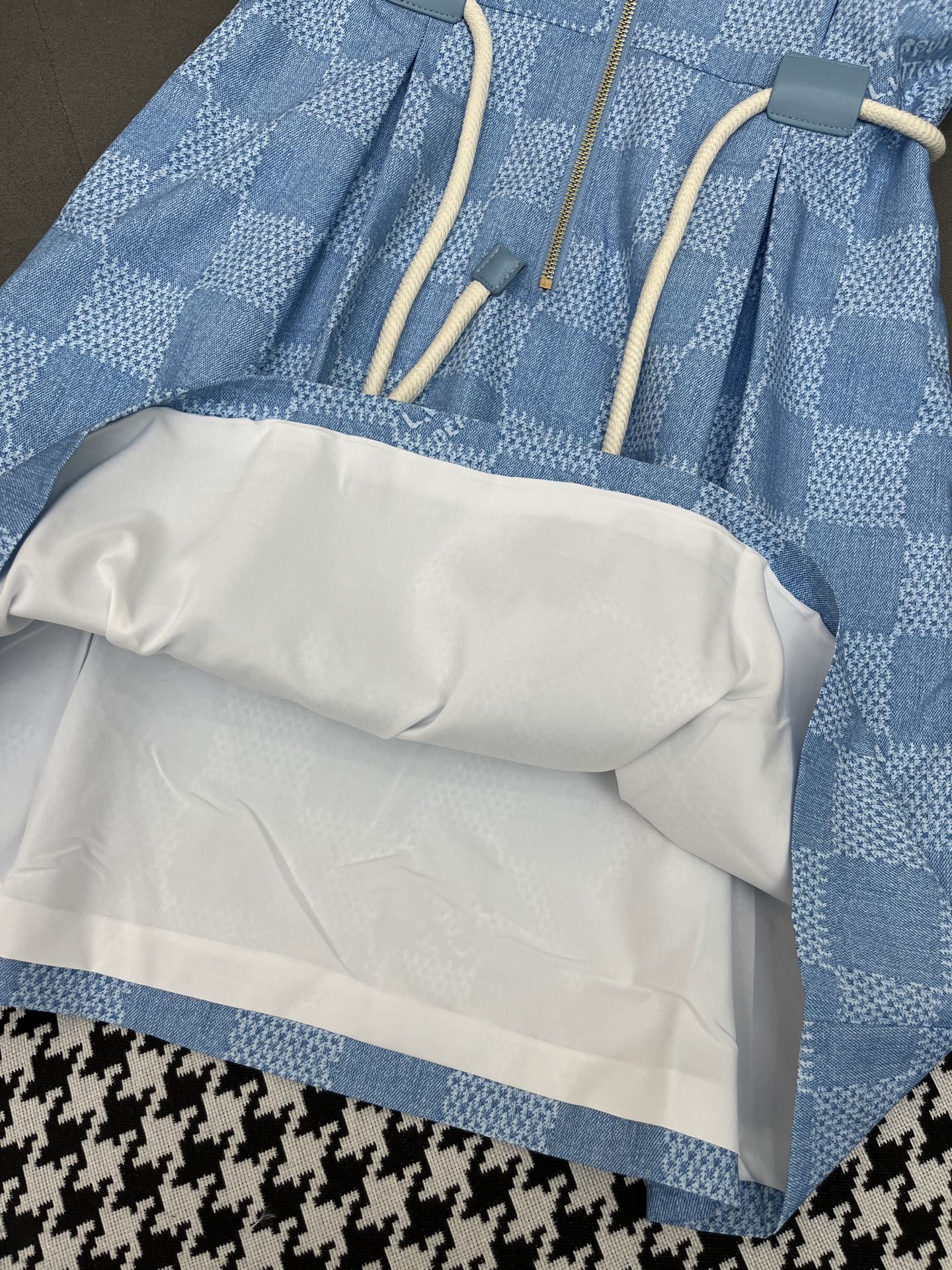 LOUIS VUITTON LV FRONT ZIP SLEEVELESS DRESS BLUE 25S IN POLYESTER 266638