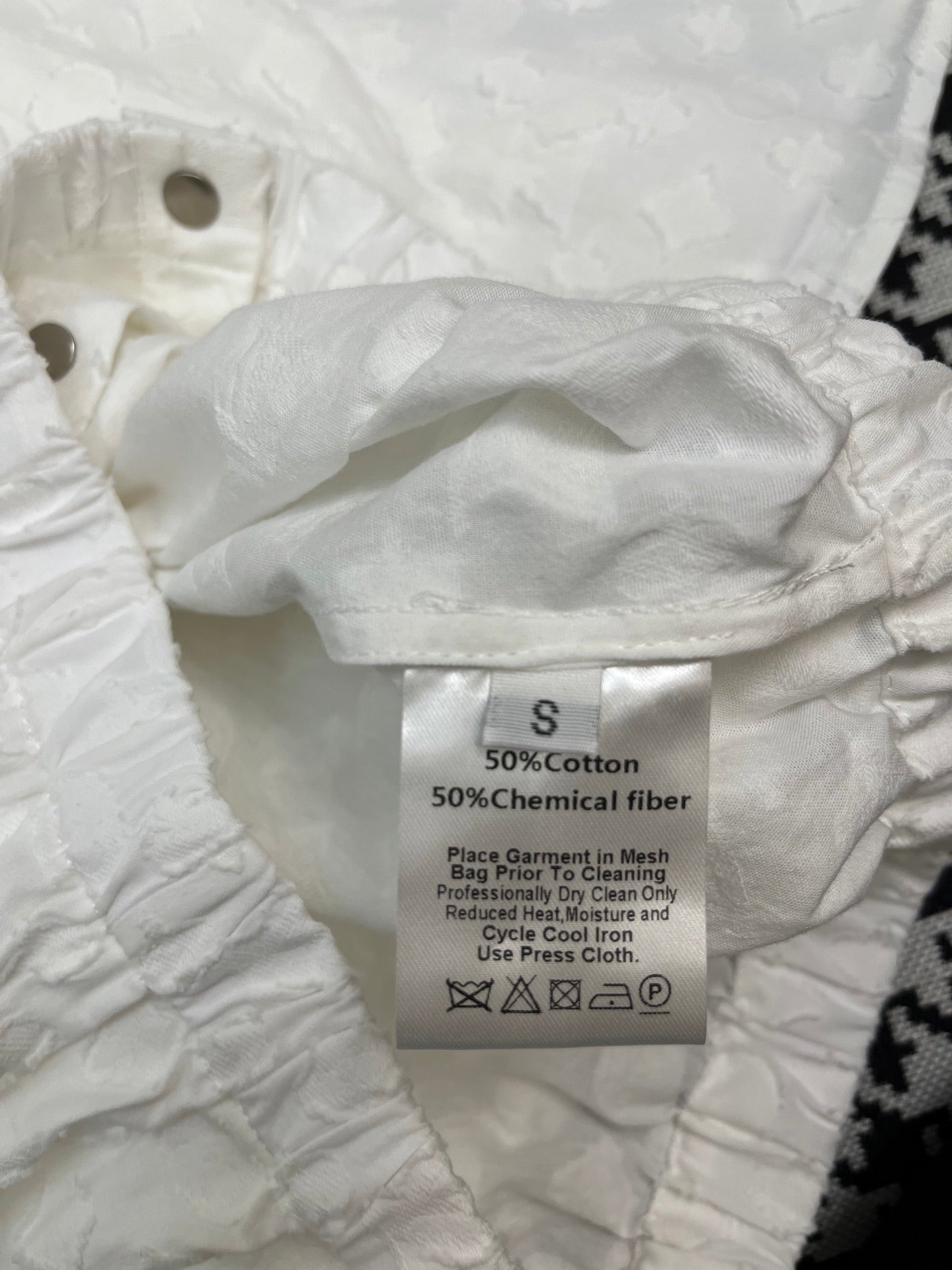 LOUIS VUITTON LAPEL VEST JACQUARD MONOPOLY WHITE 266718