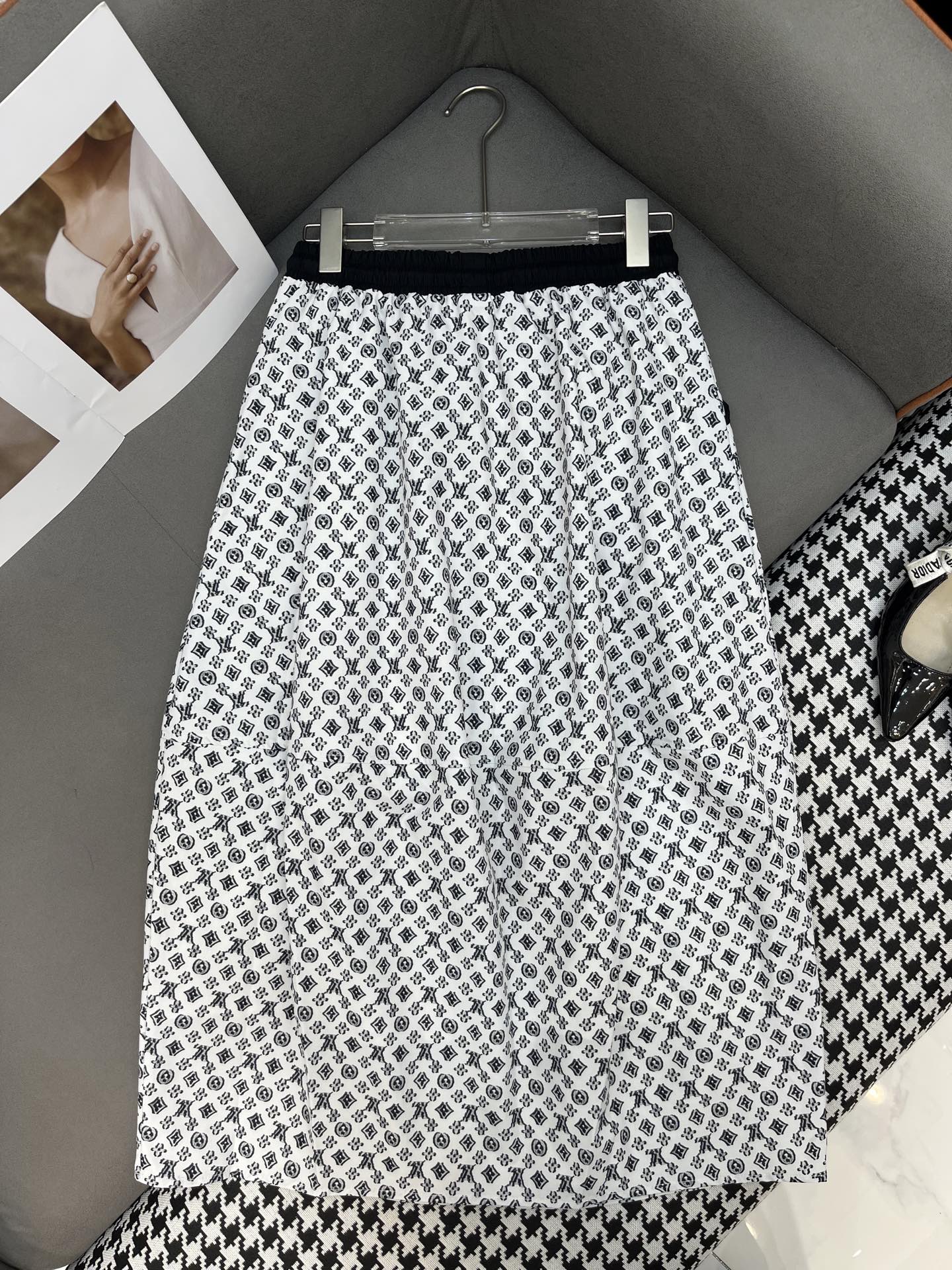 LOUIS VUITTON LV ELASTIC WAIST SKIRT 269019