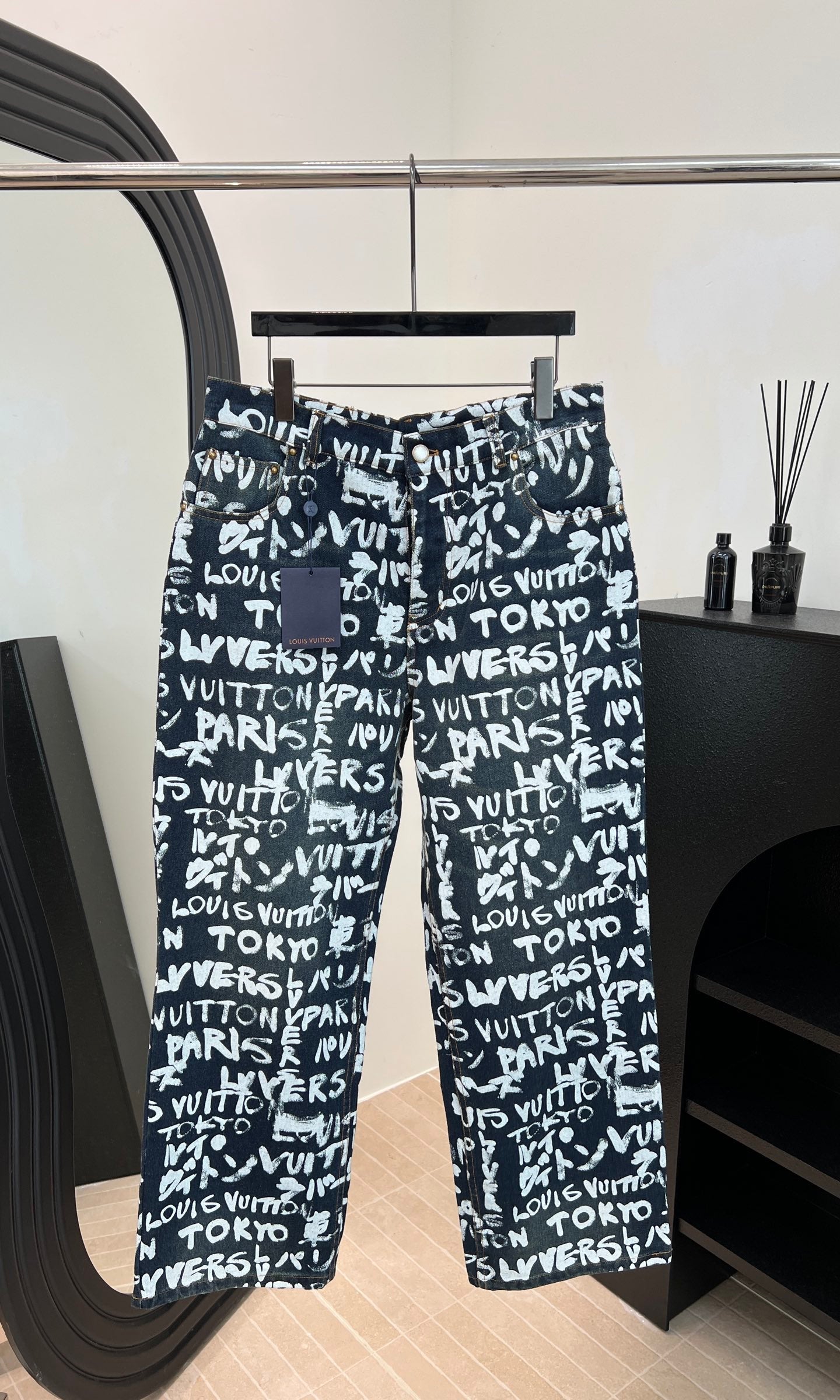 LOUIS VUITTON LV 25S JEANS 0163