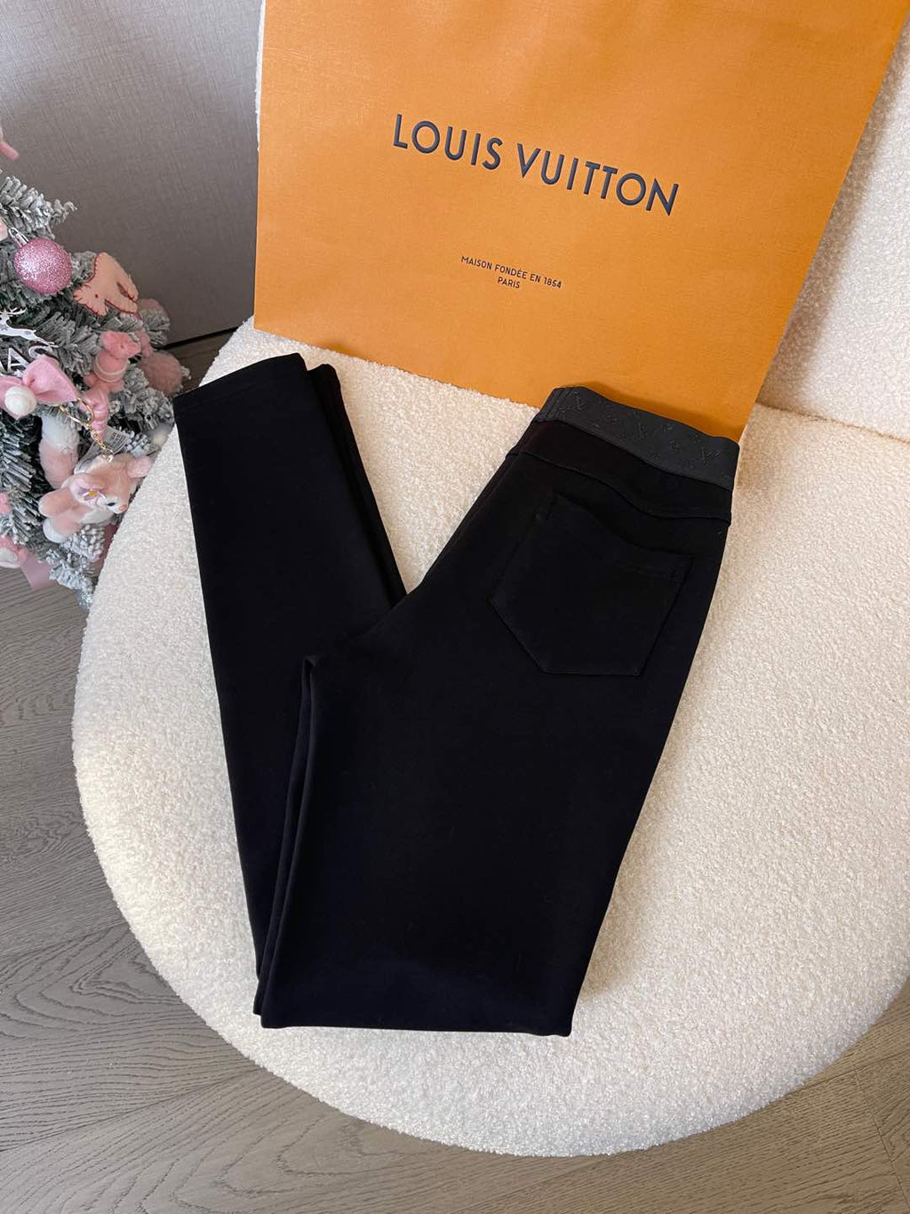 LOUIS VUITTON LV 25S LEGGINGS 0077