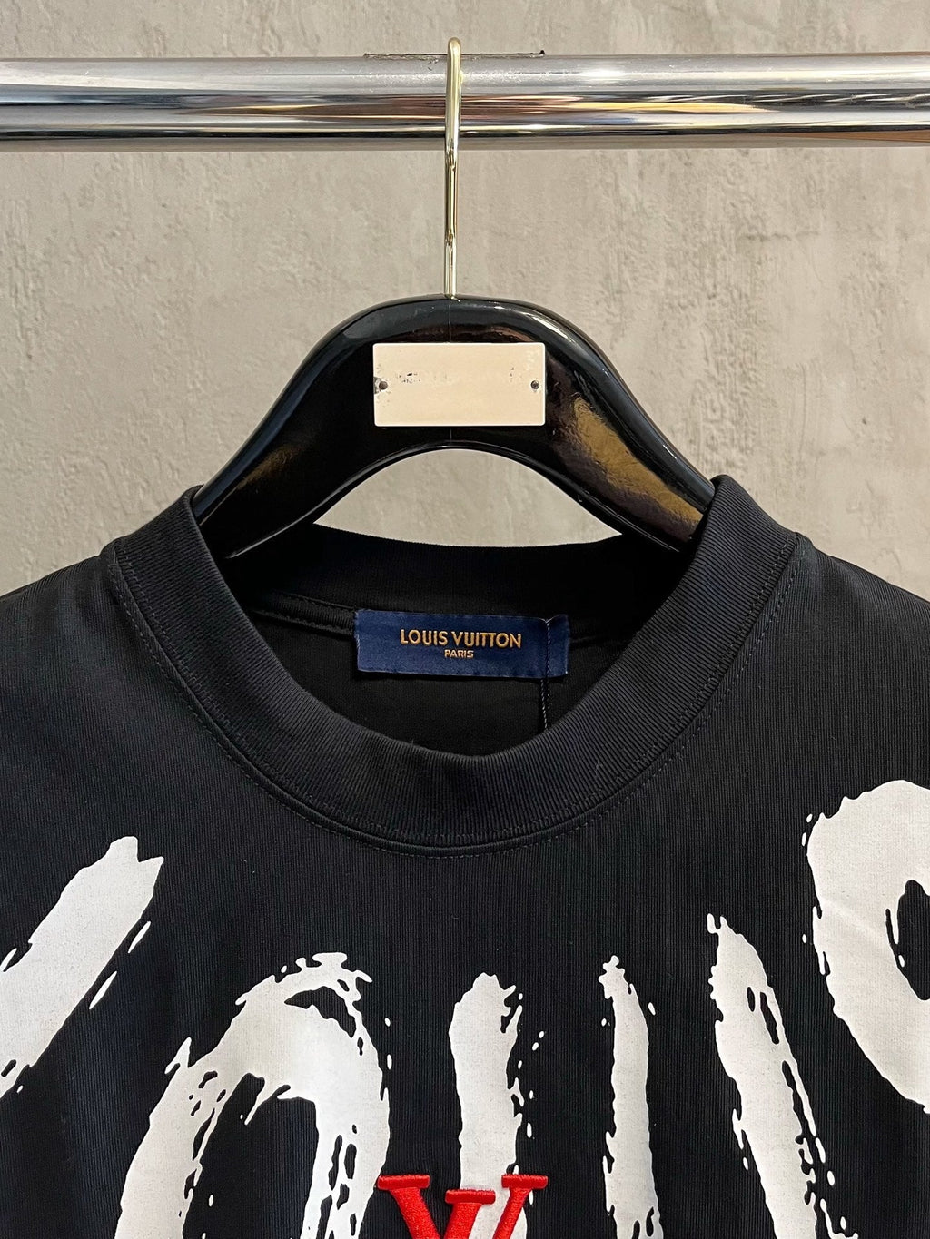 LOUIS VUITTON LV T-SHIRT IN BLACK COTTON 238860