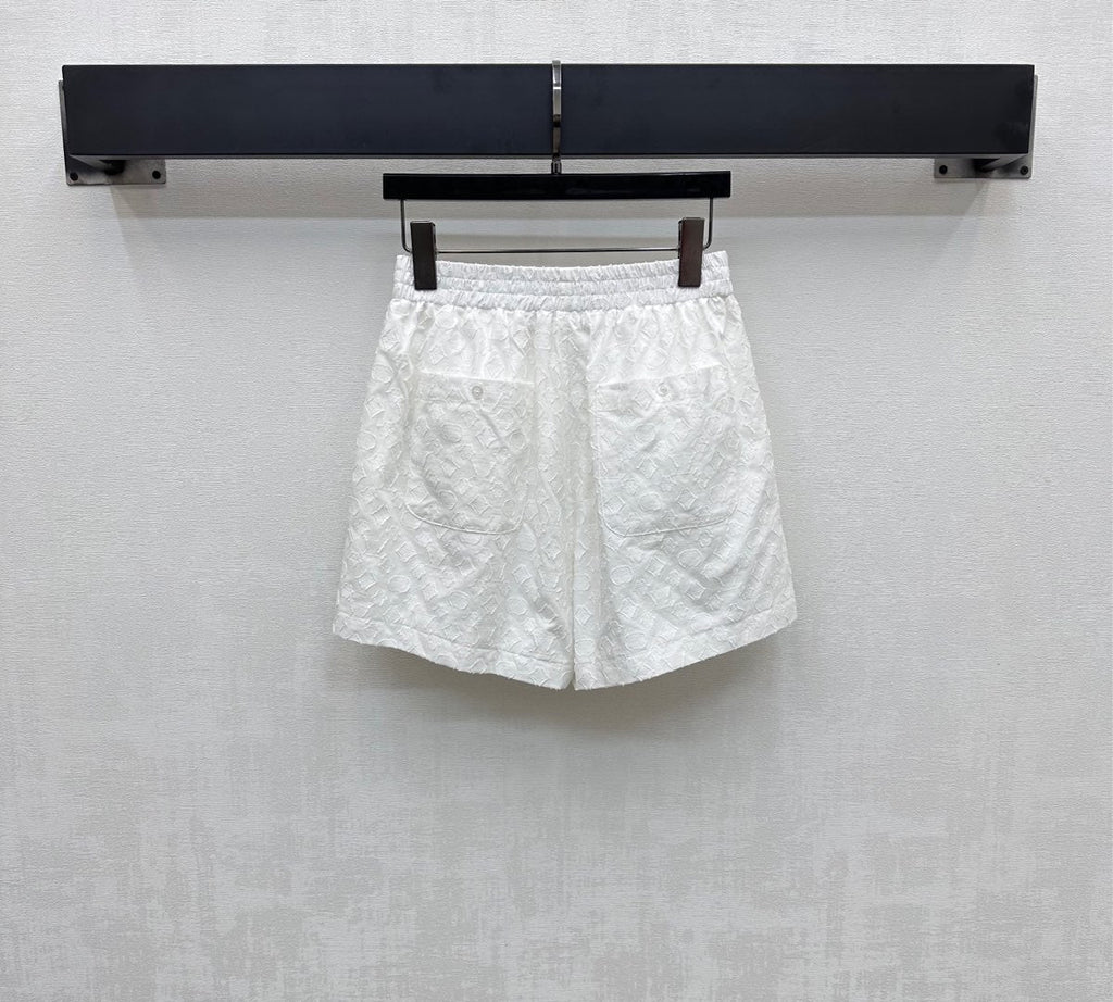 LOUIS VUITTON LV WHITE STRETCH SHORTS 263748